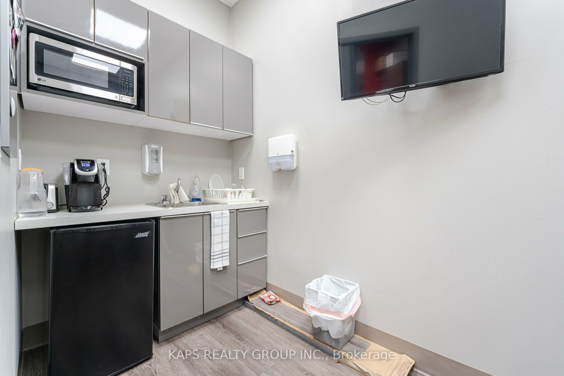 #4 - 456 Vodden Street Property Photo 22