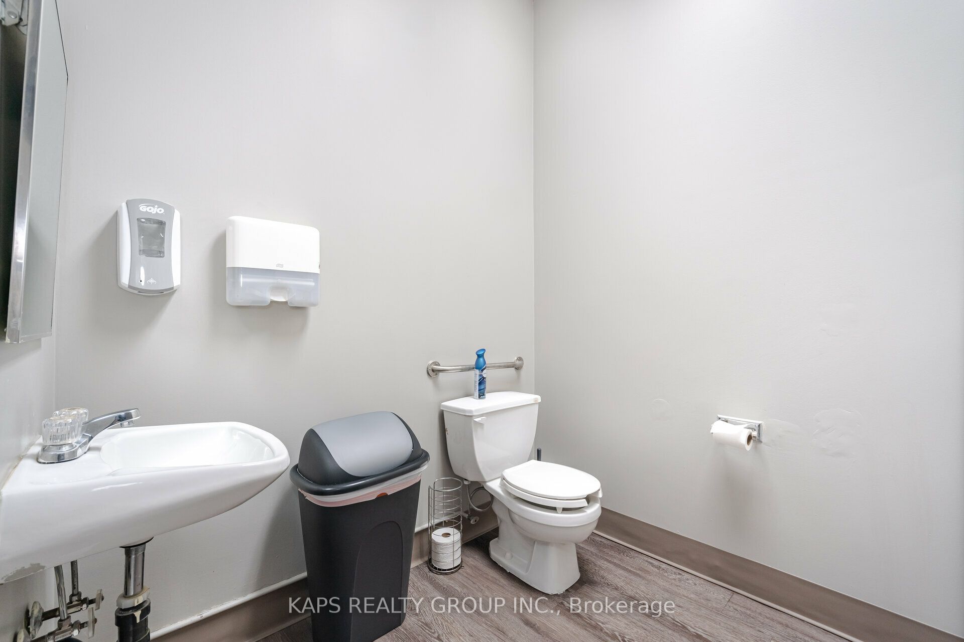 #4 - 456 Vodden Street Property Photo 27