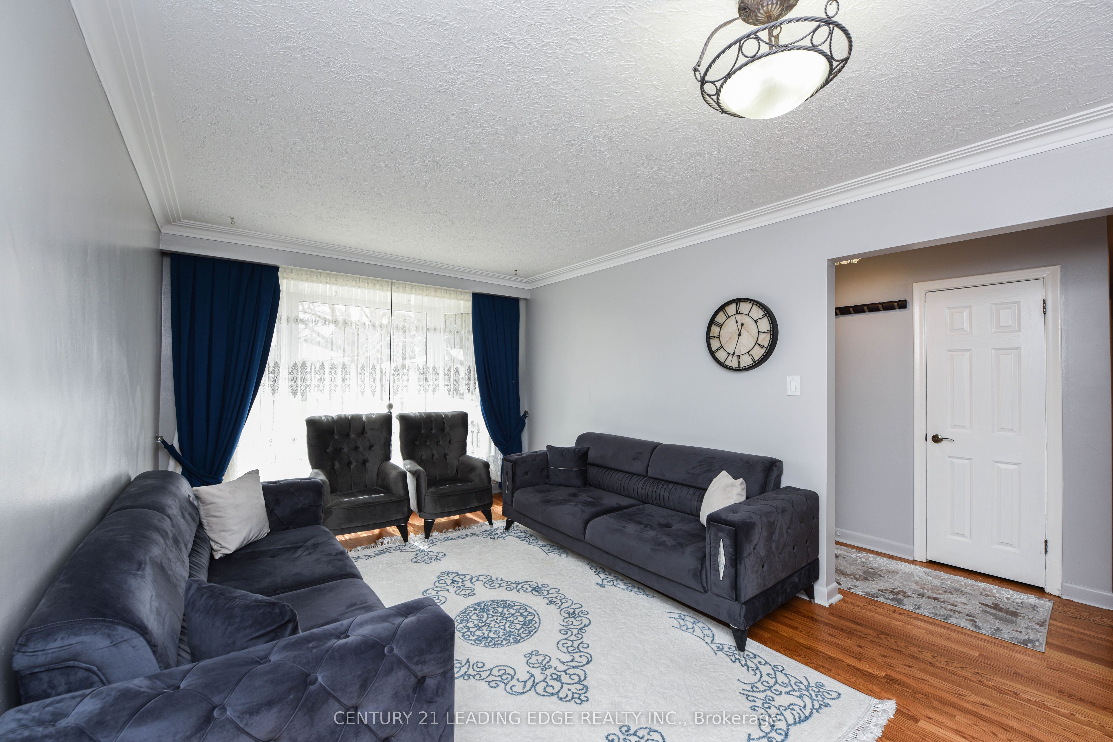 34 Paragon Road Property Photo 5