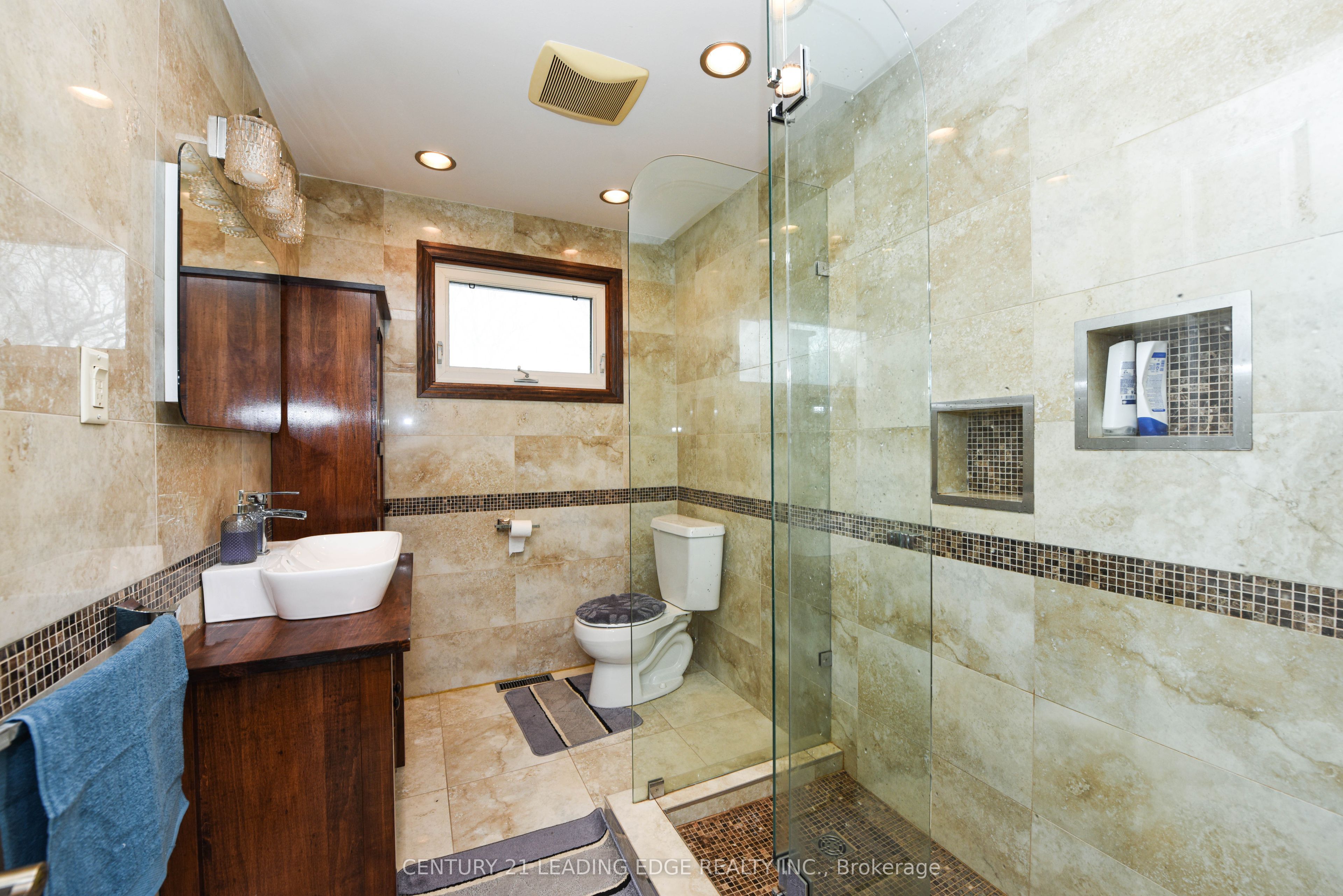 34 Paragon Road Property Photo 18
