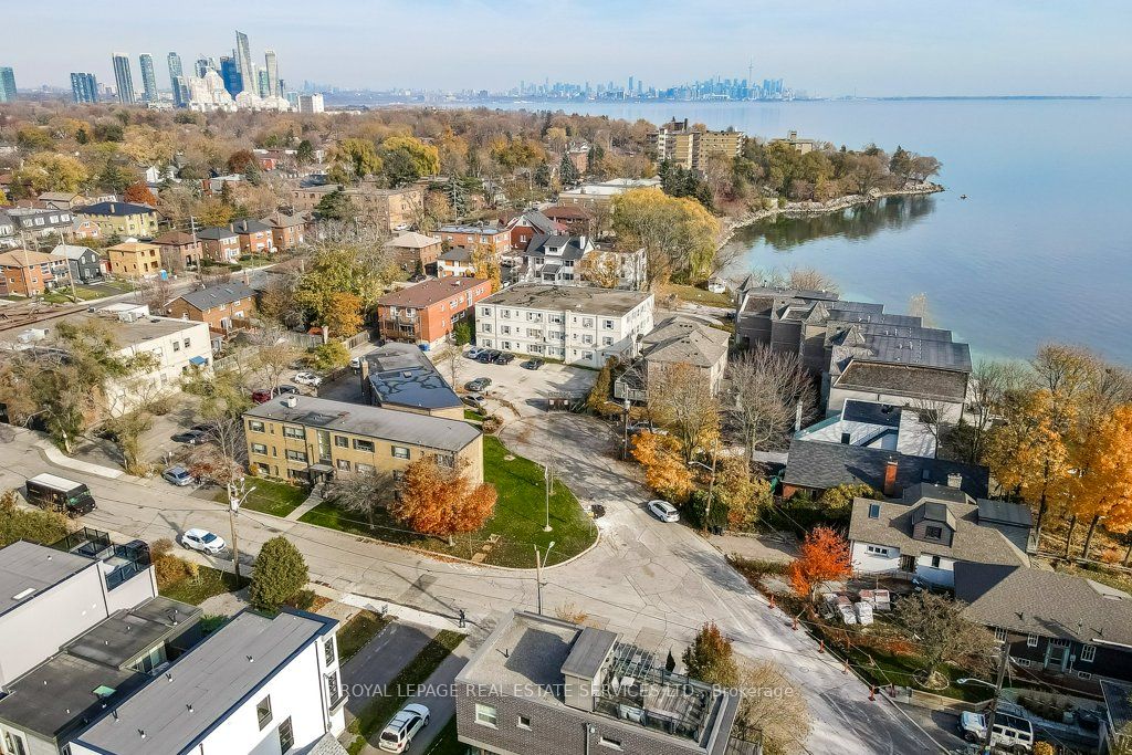 8 Lake Shore Drive Property Photo 13