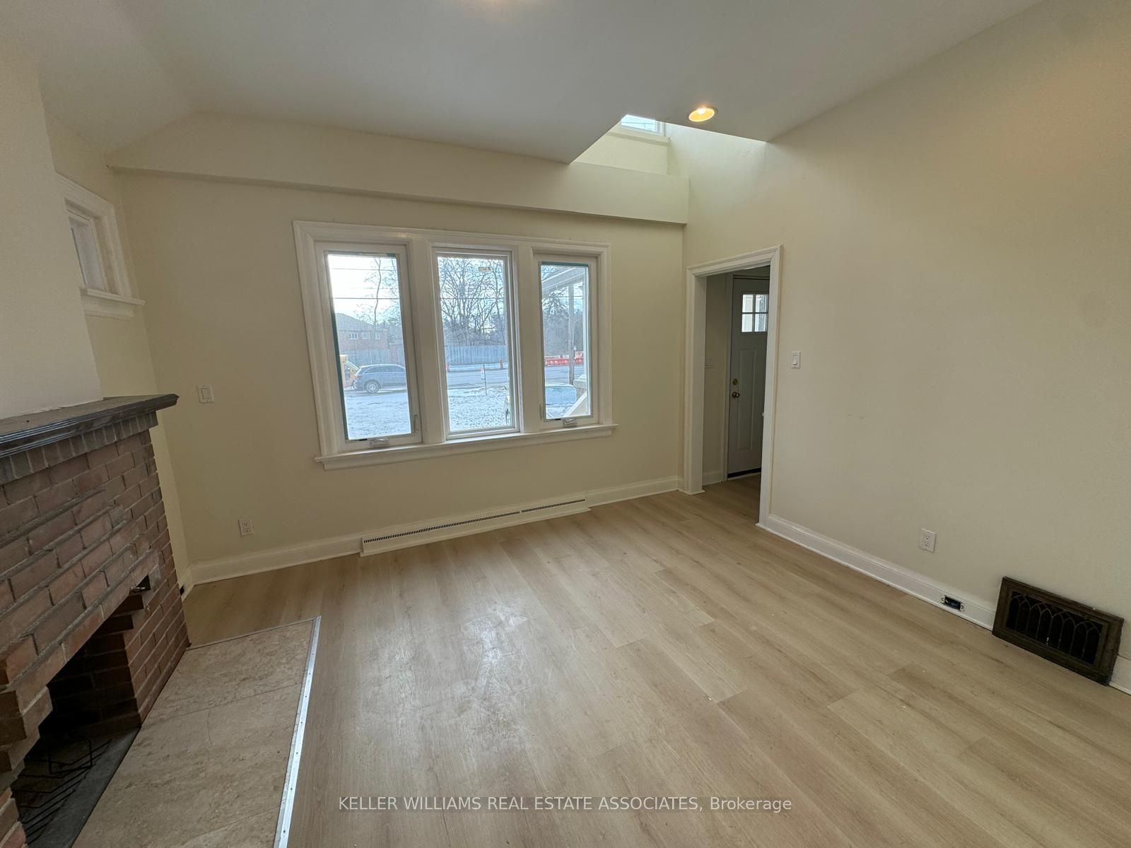 #full Building - 1561 Hurontario Street Property Photo 5