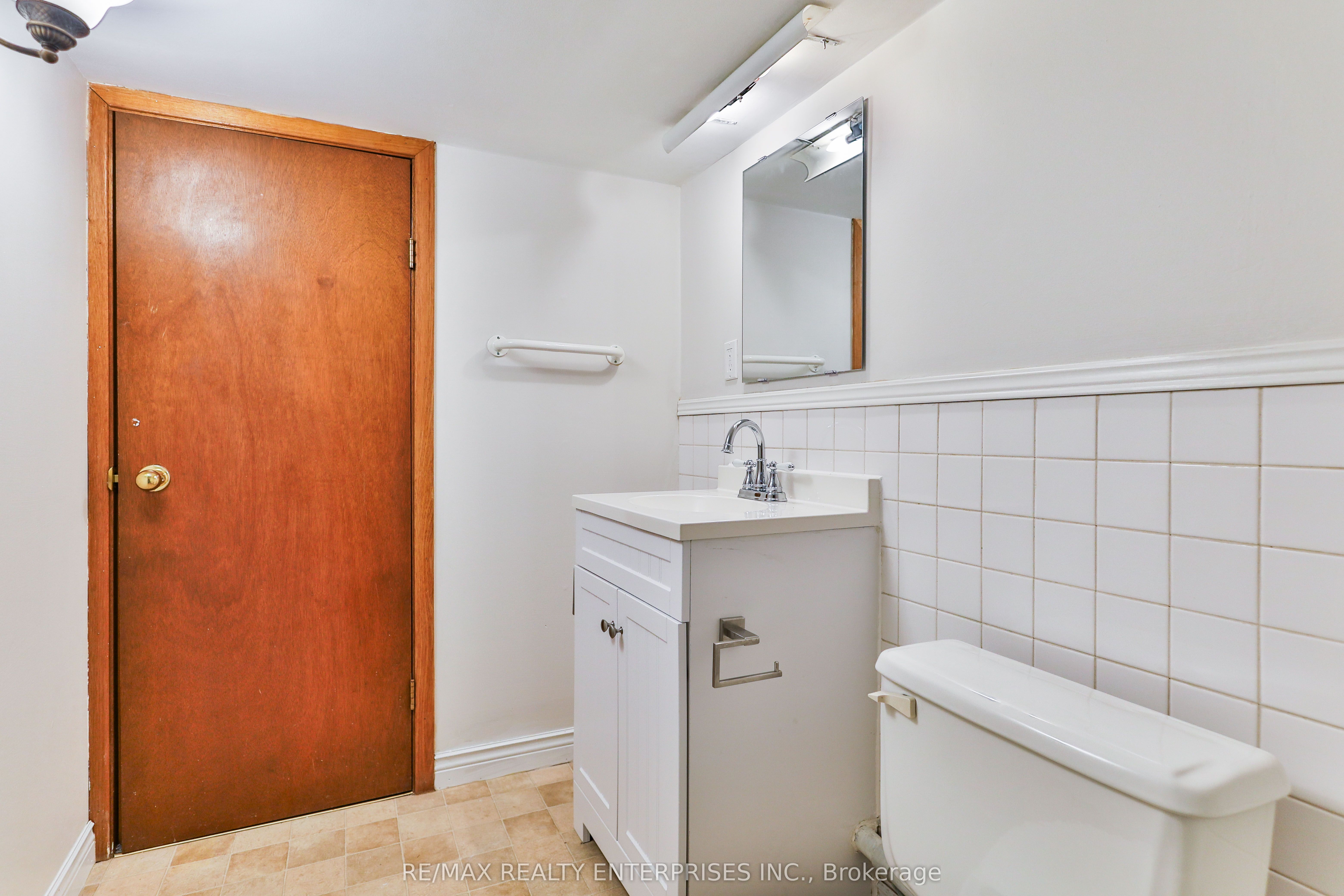 245 Main Street Property Photo 25