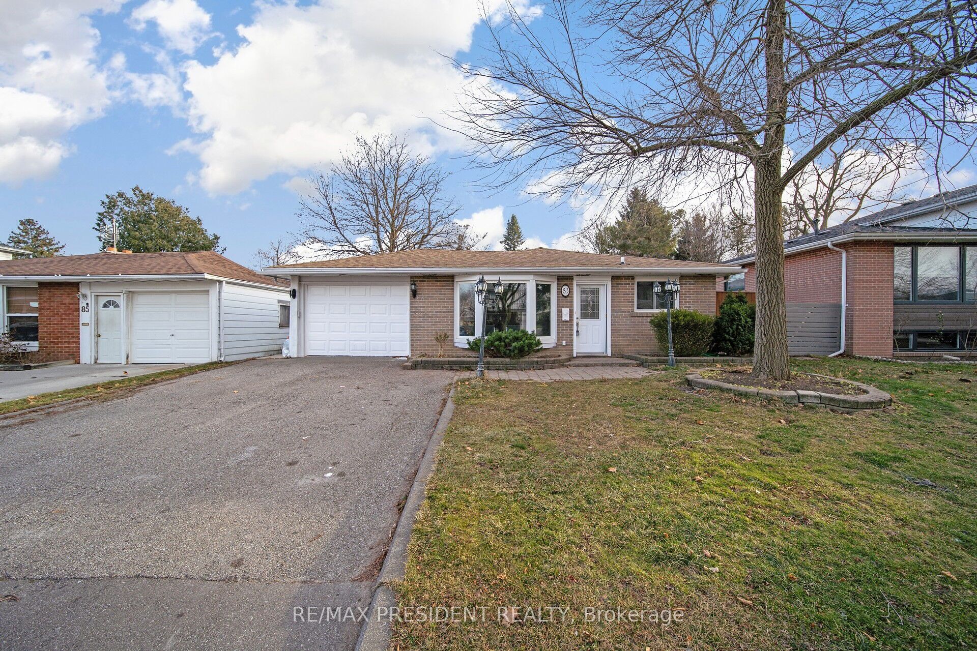 83 Watson Crescent Property Photo 1