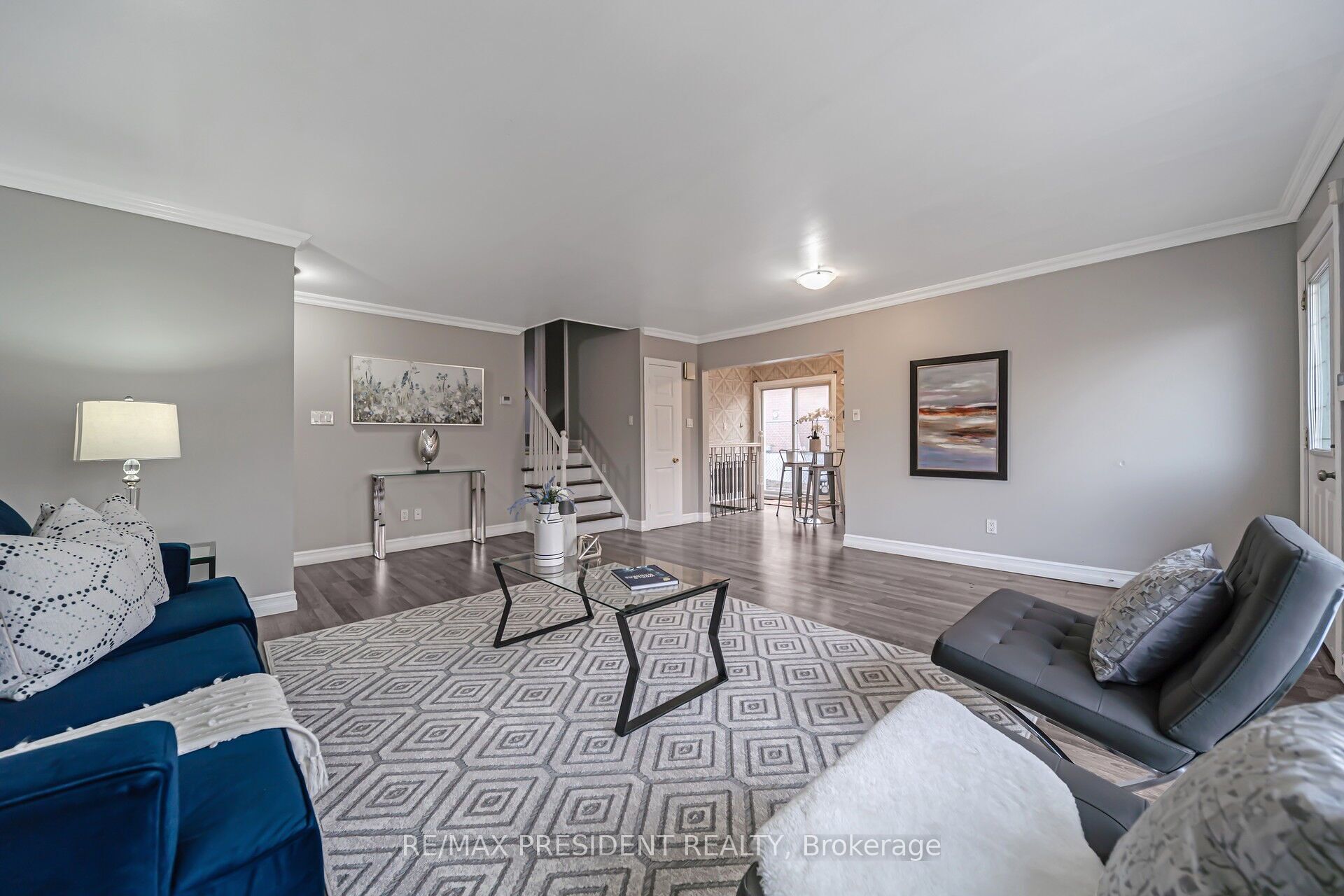 83 Watson Crescent Property Photo 4