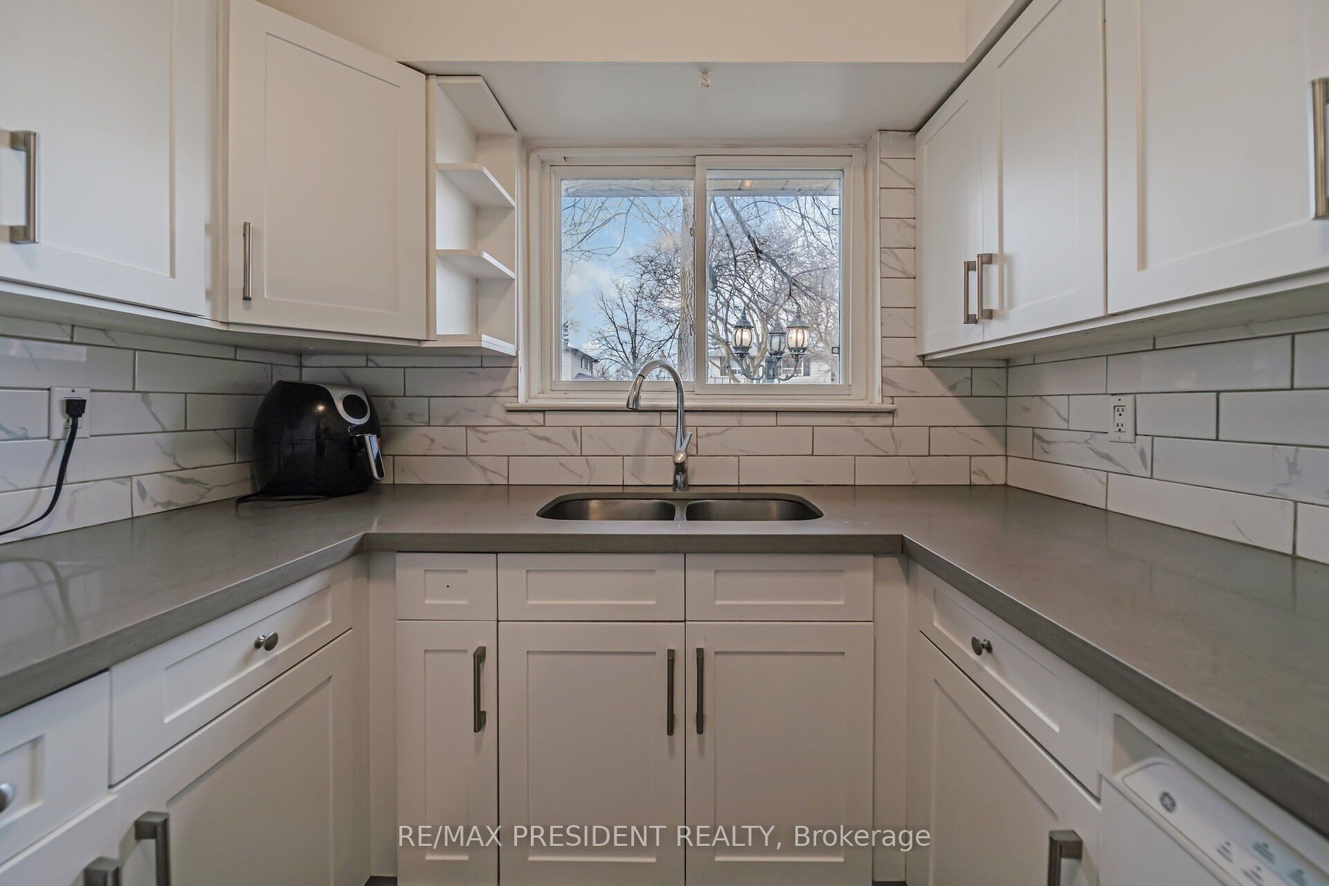 83 Watson Crescent Property Photo 10