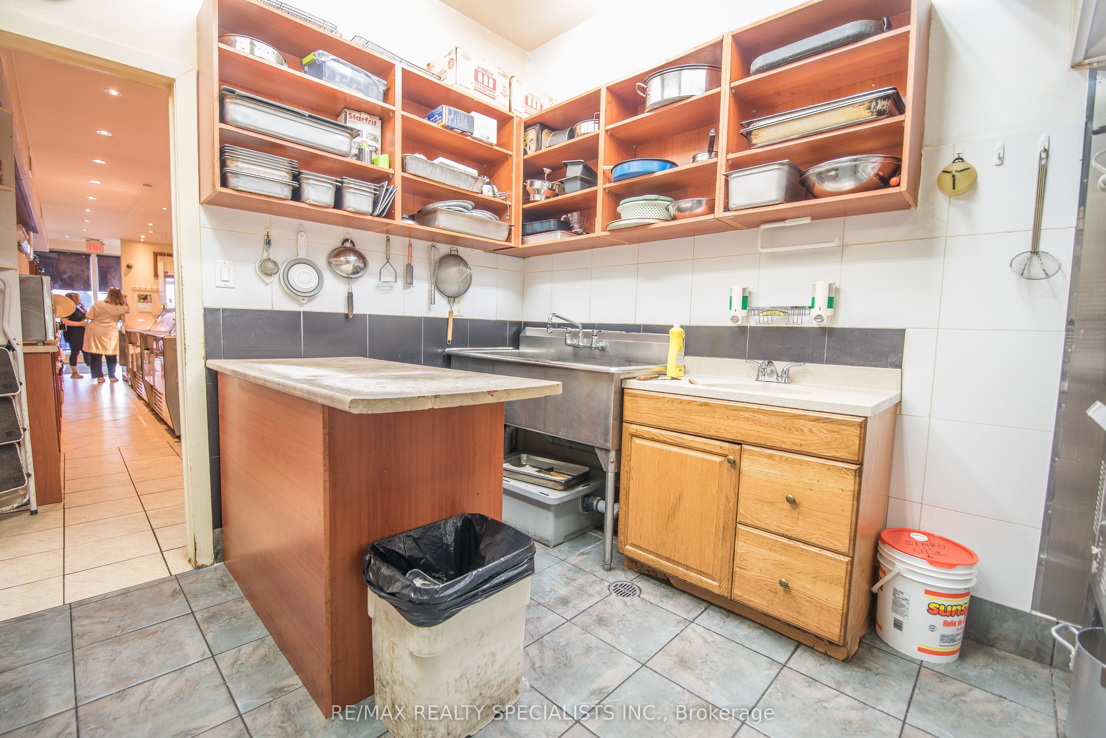 35 Queen Street Property Photo 14