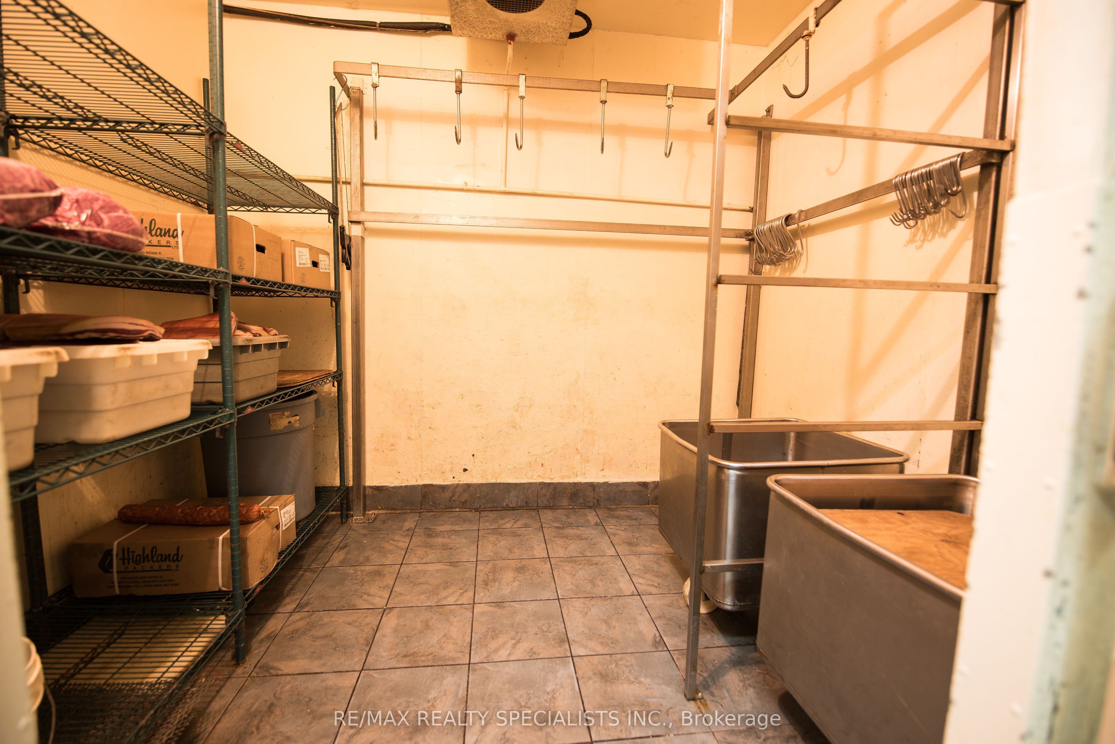 35 Queen Street Property Photo 18
