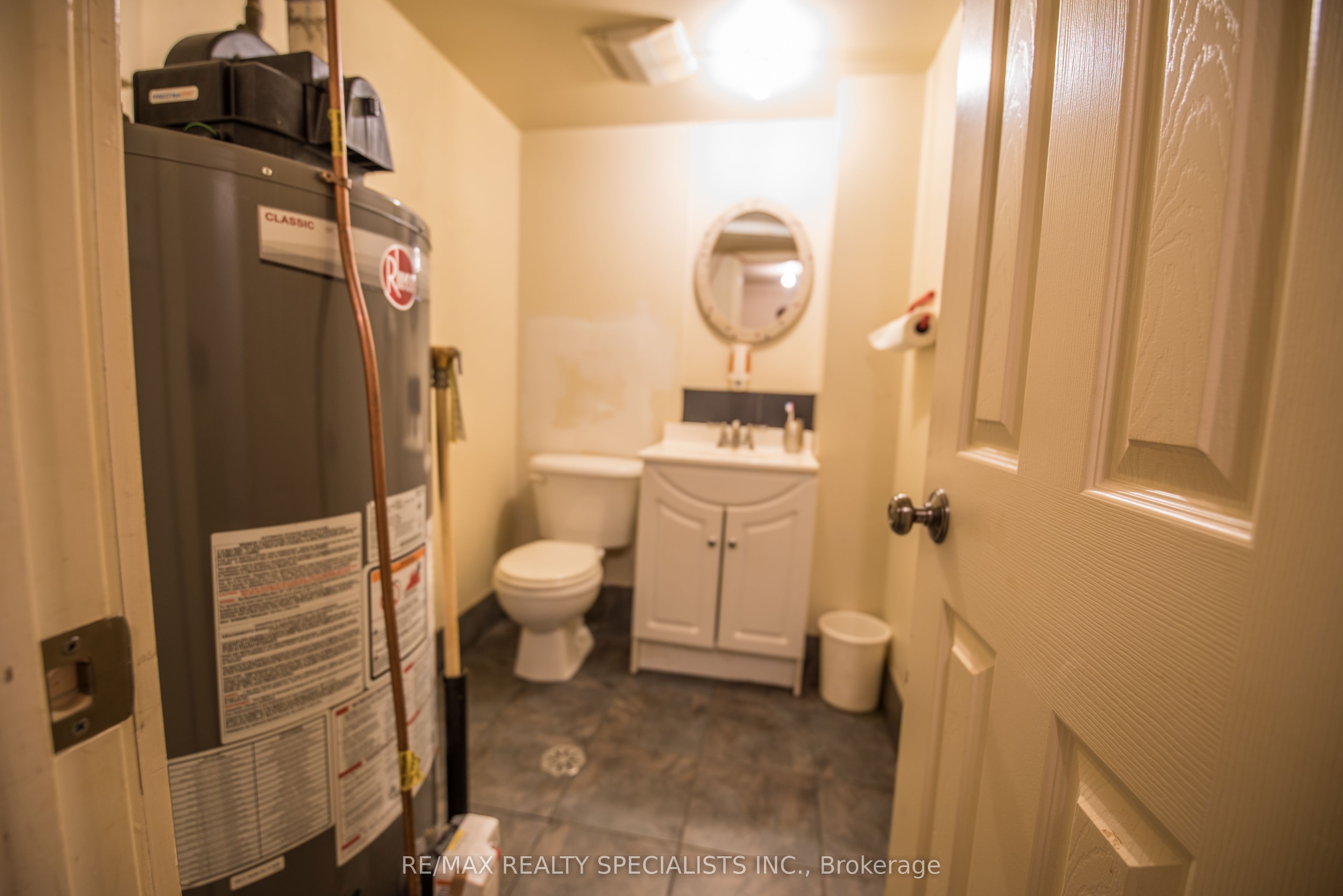 35 Queen Street Property Photo 22