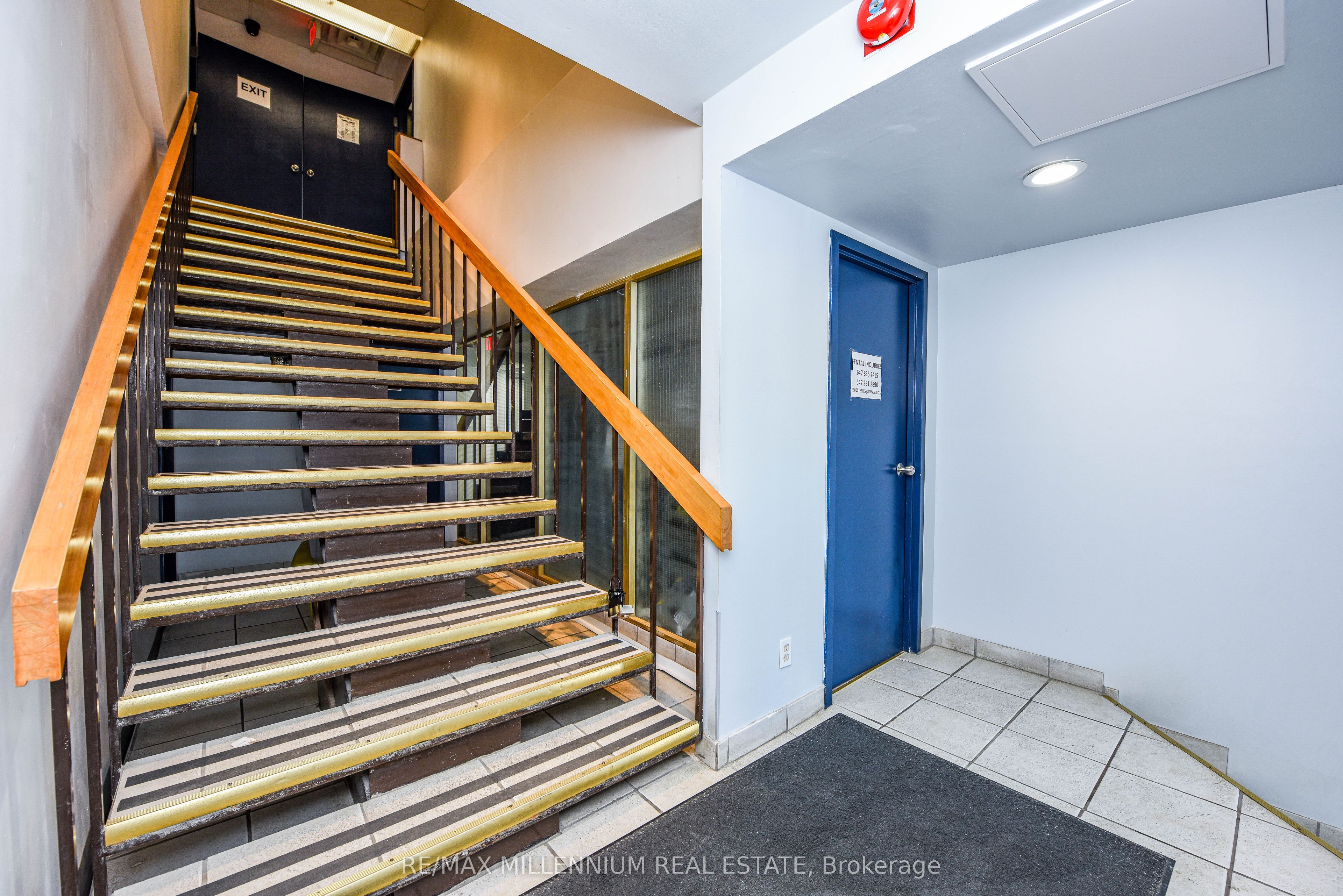 #202 - 1300 Steeles Avenue Property Photo 6