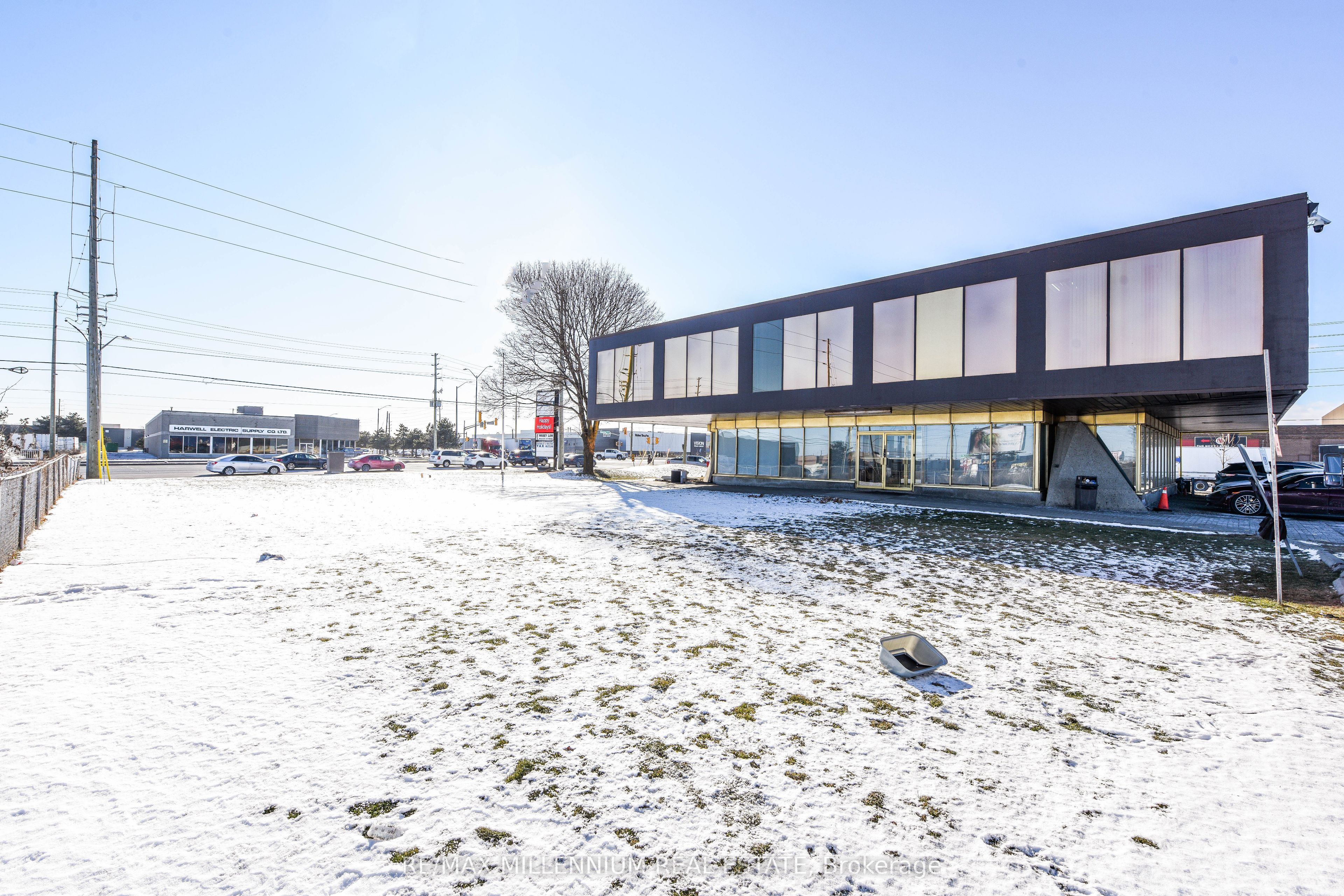 #224 - 1300 Steeles Avenue Property Photo 1