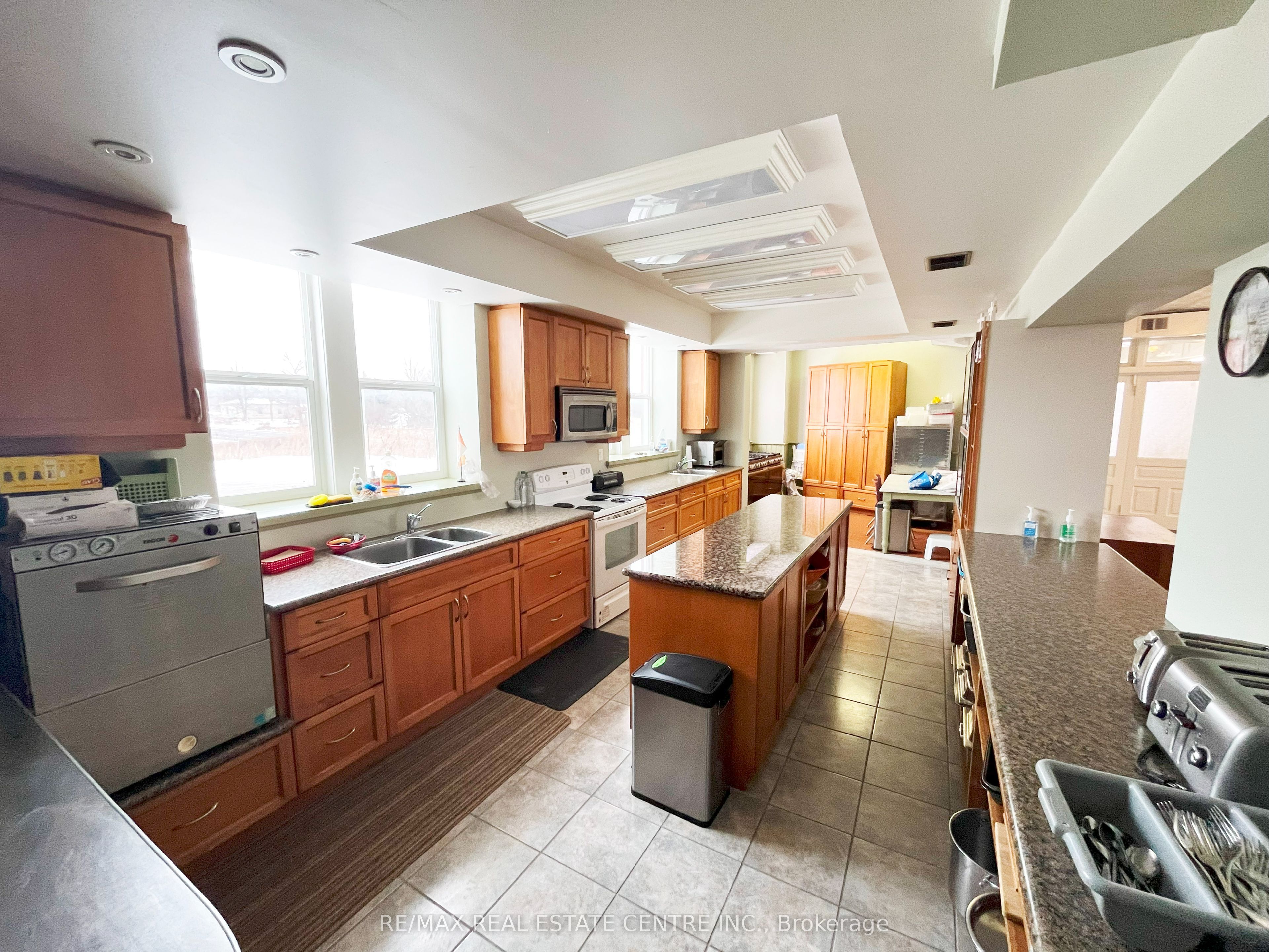 12274 Guelph Line Property Photo 30
