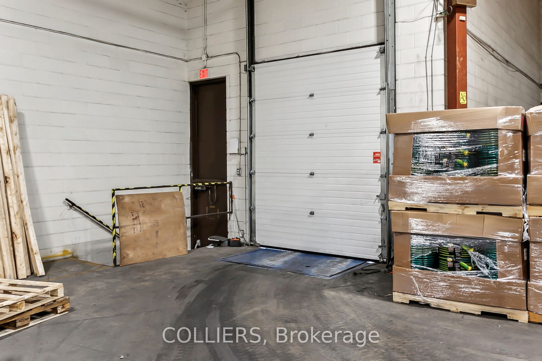 #4 - 77 Browns Line Property Photo 7