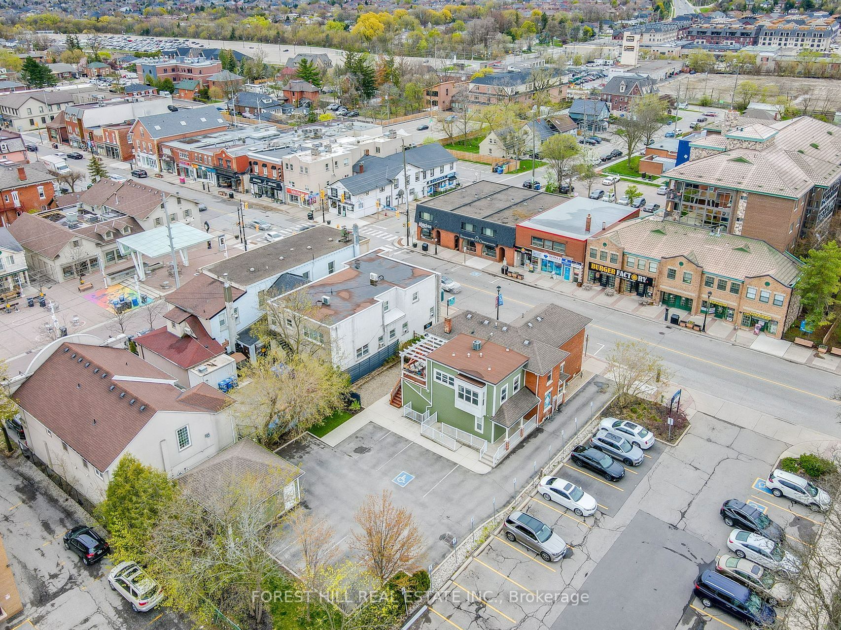 201 Queen Street Property Photo 7