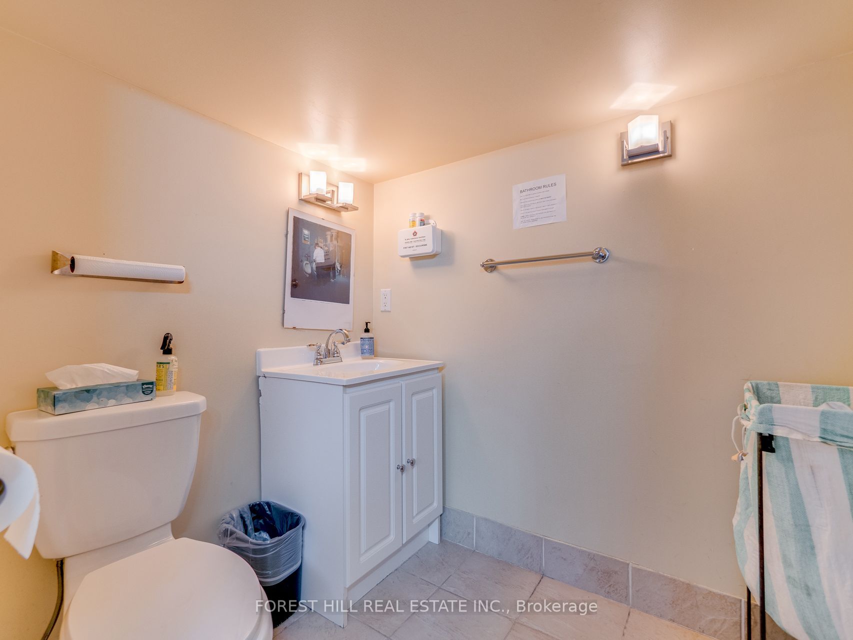 201 Queen Street Property Photo 15