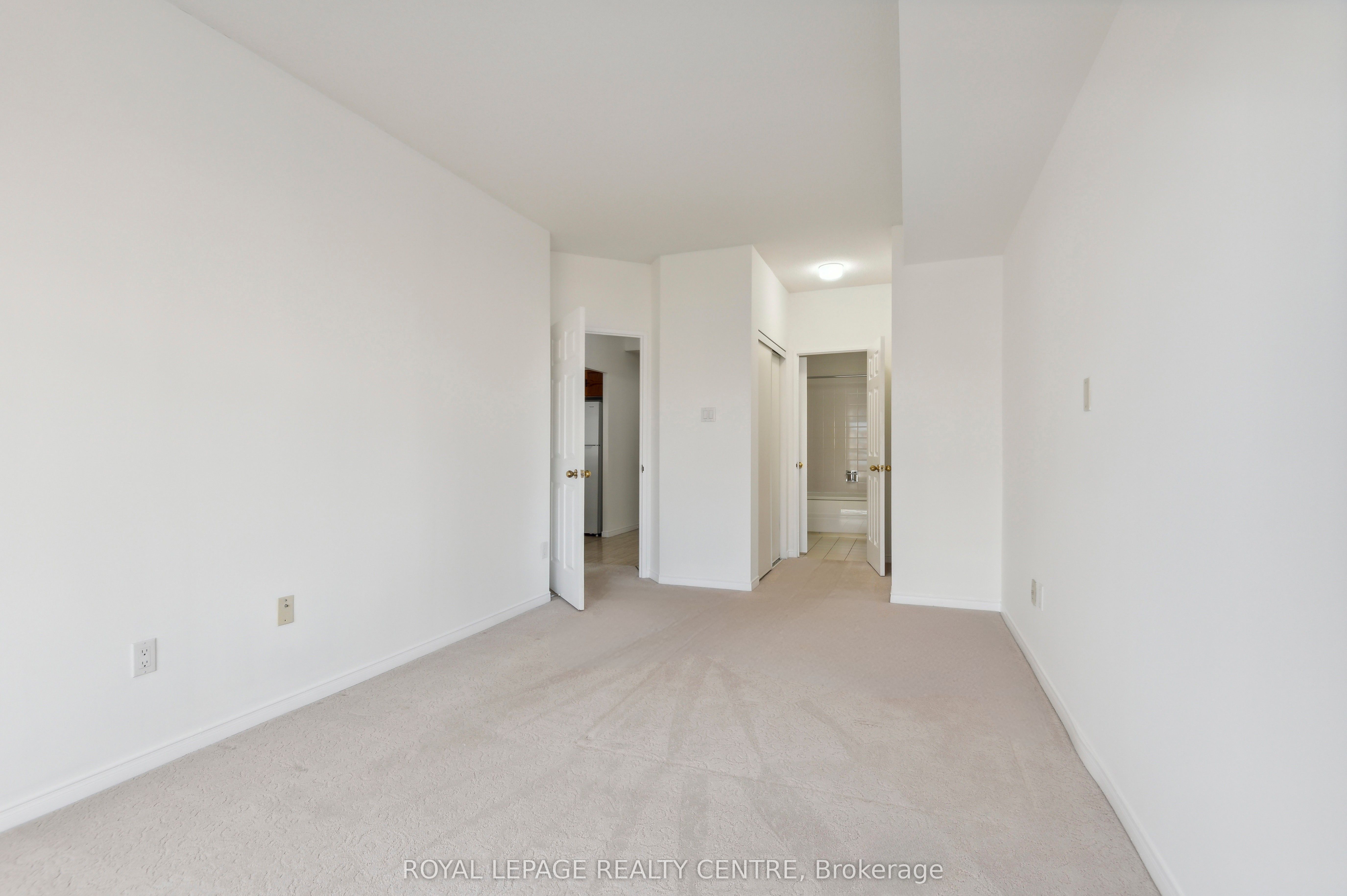 #606 - 2511 Lakeshore Road Property Photo 16