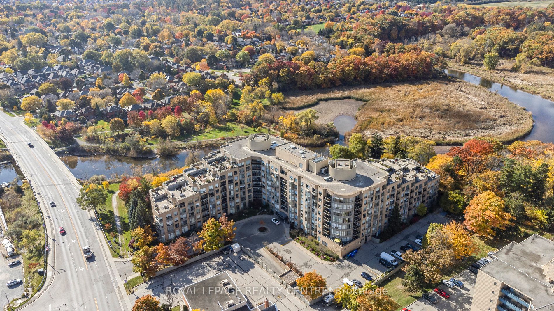 #606 - 2511 Lakeshore Road Property Photo 33