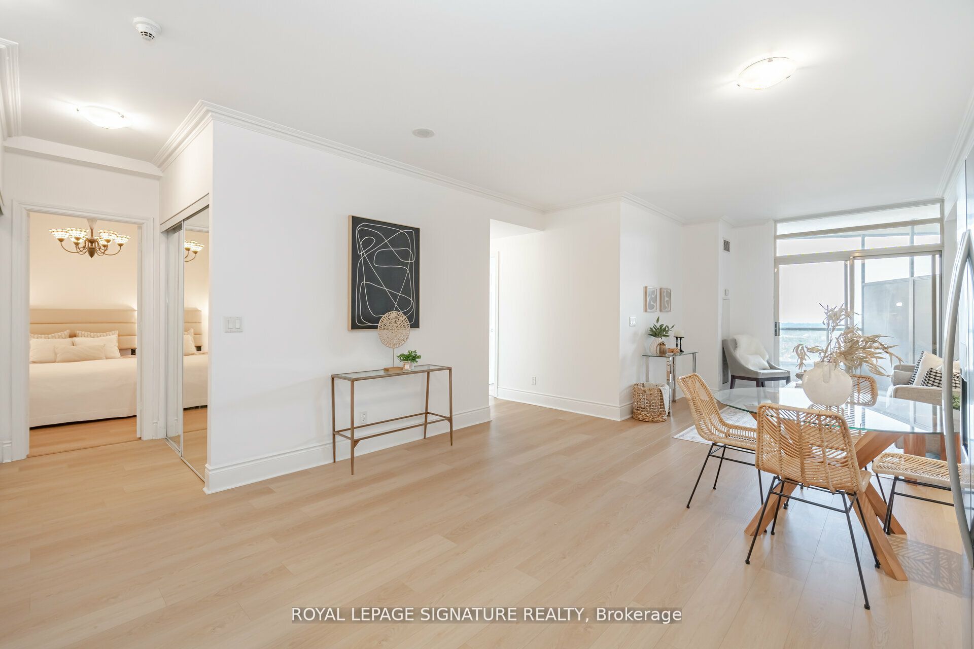 #3028 - 3888 Duke Of York Boulevard Property Photo 11