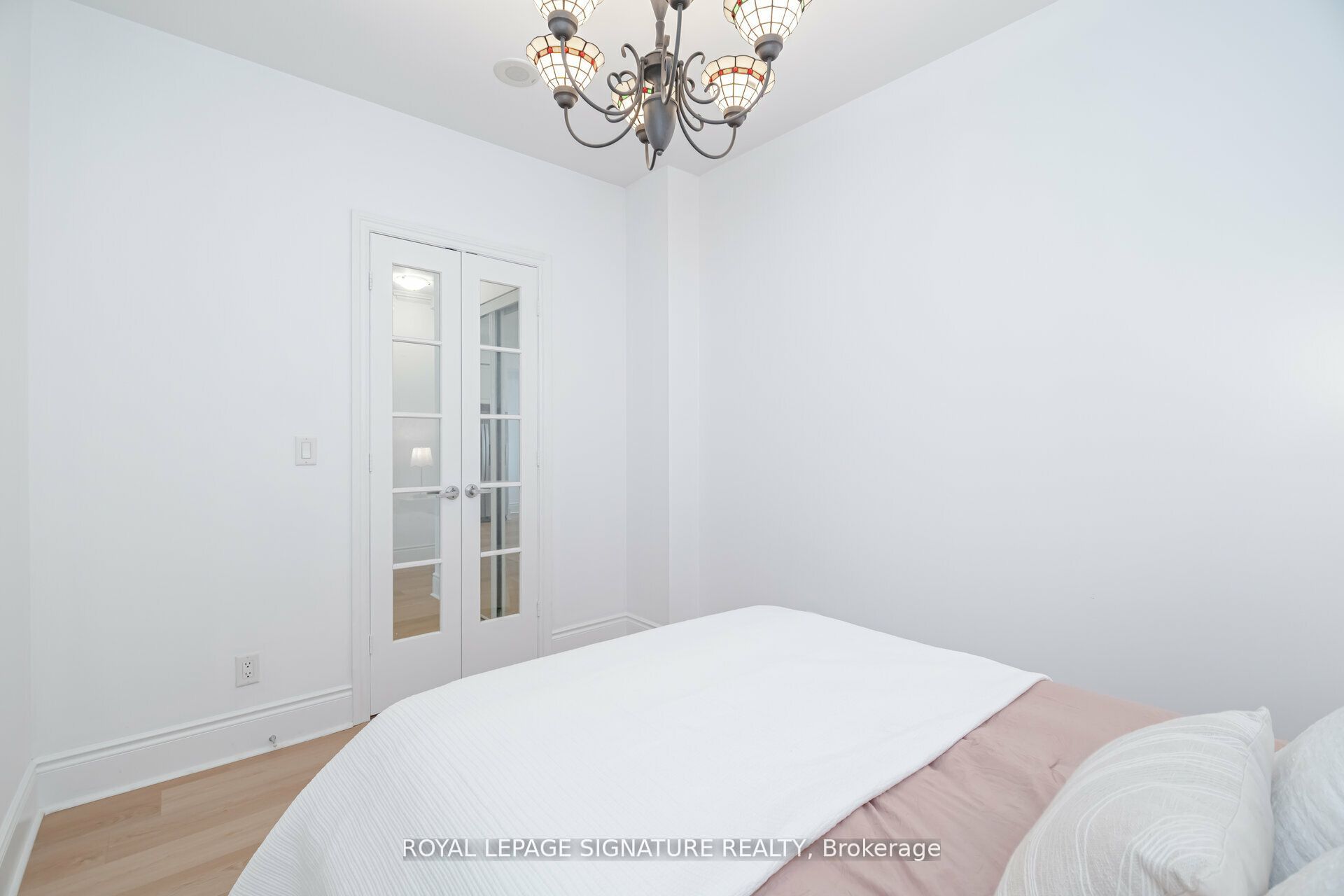 #3028 - 3888 Duke Of York Boulevard Property Photo 25