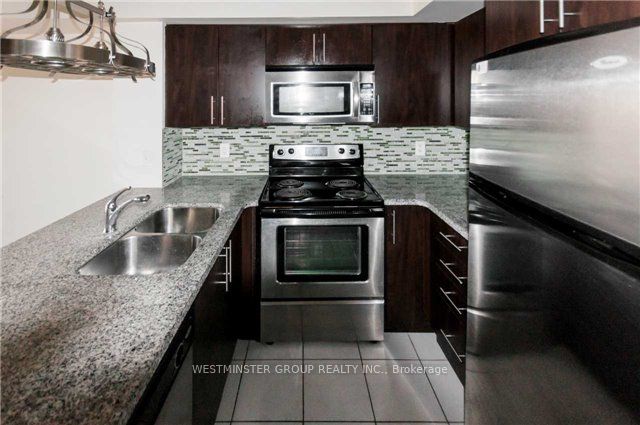 #701 - 1070 Sheppard Avenue Property Photo 6