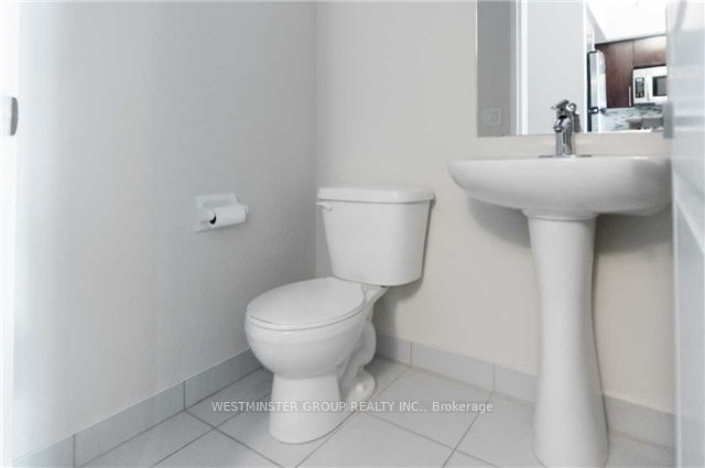 #701 - 1070 Sheppard Avenue Property Photo 7