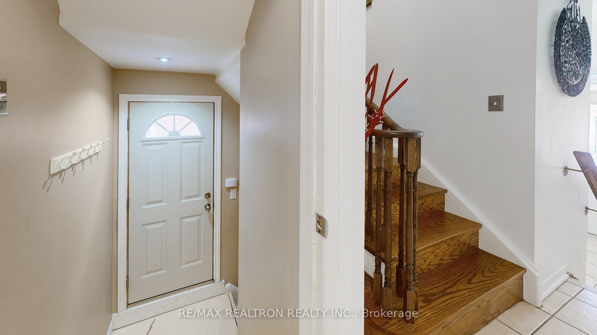 8 Waterdale Road Property Photo 26