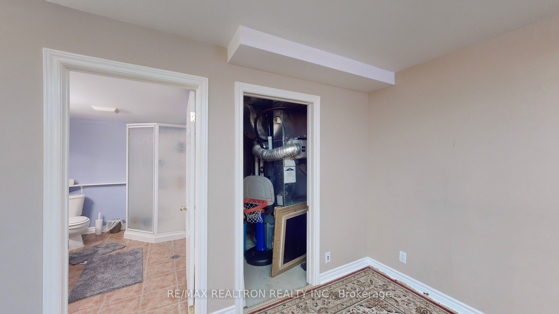 8 Waterdale Road Property Photo 35