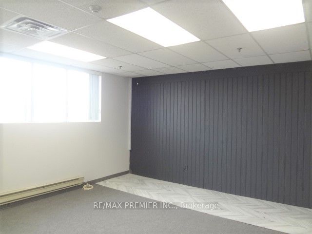 #207 - 2200 Martin Grove Road Property Photo 10