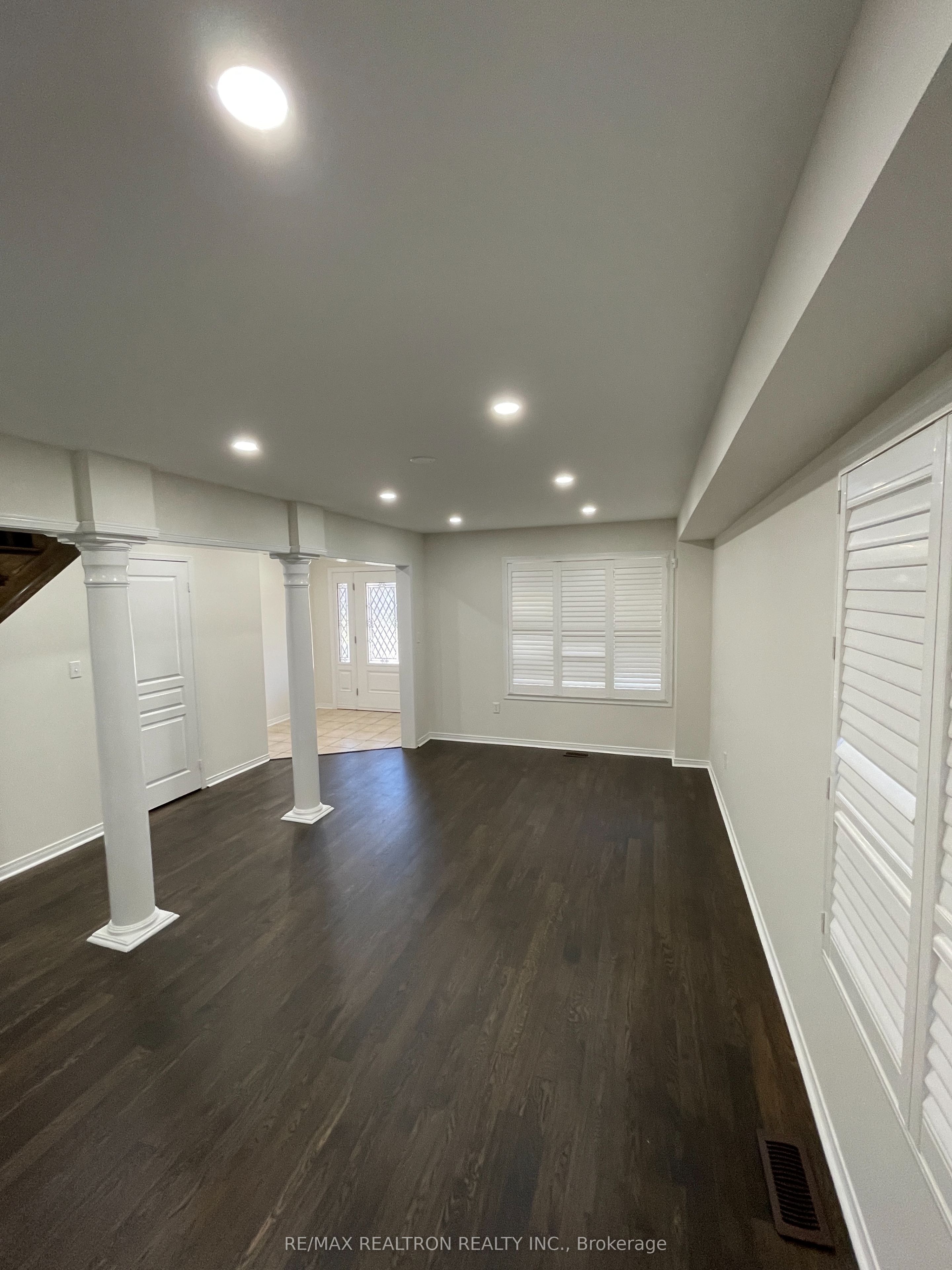 2272 Fairmount Drive Property Photo 8