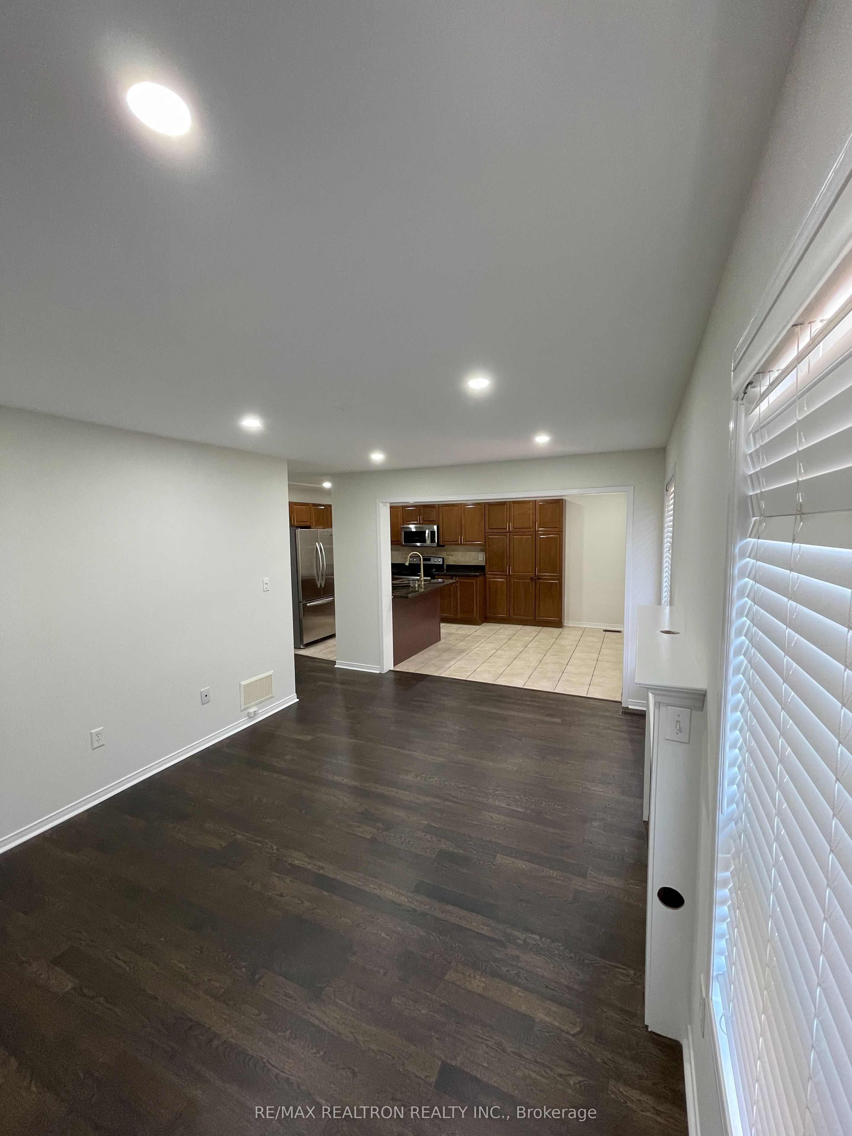 2272 Fairmount Drive Property Photo 14