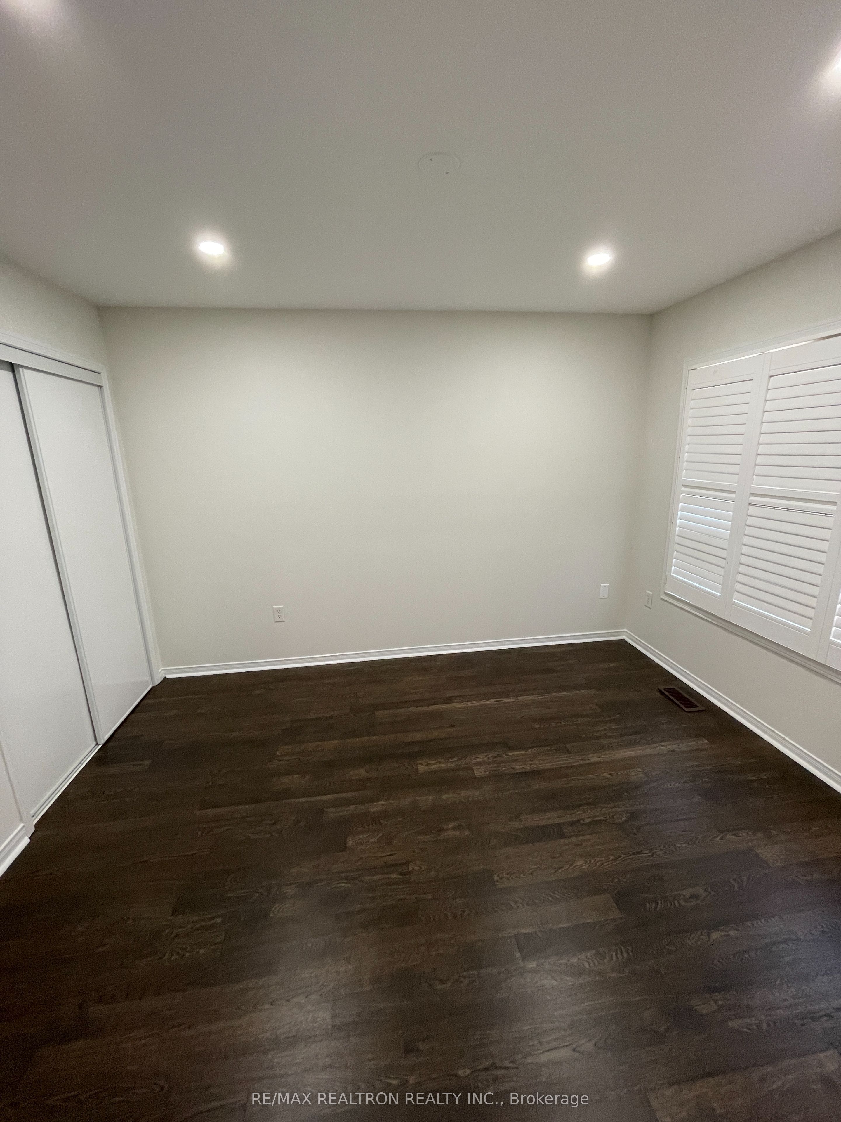 2272 Fairmount Drive Property Photo 23