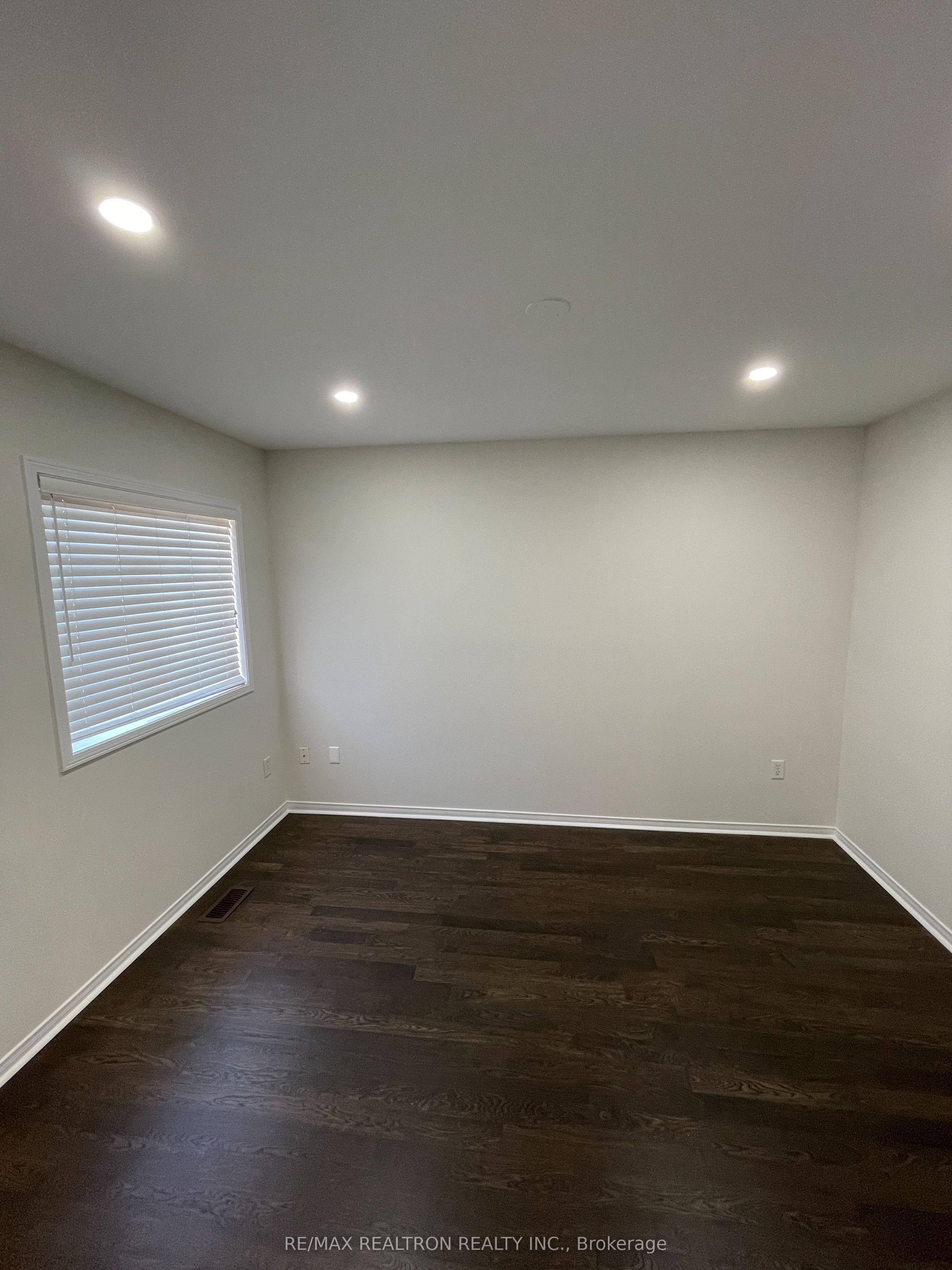 2272 Fairmount Drive Property Photo 30
