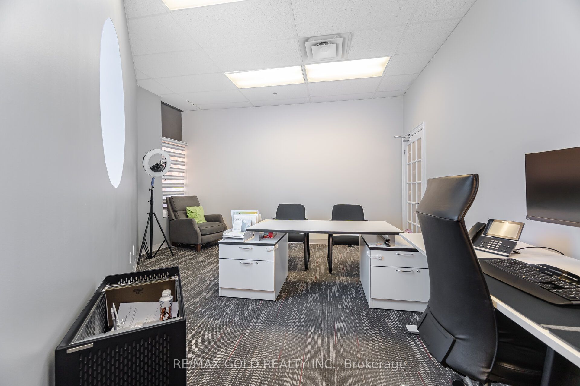 ##26 - 2074 Steeles Avenue Property Photo 15