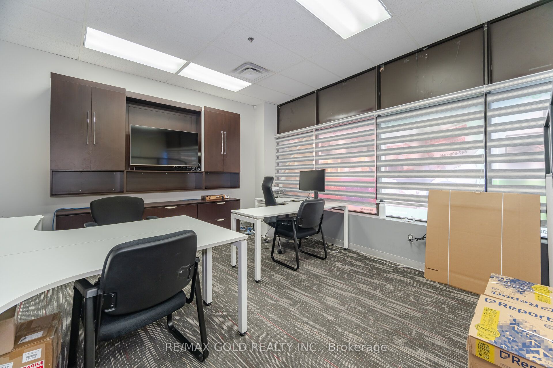 ##26 - 2074 Steeles Avenue Property Photo 31