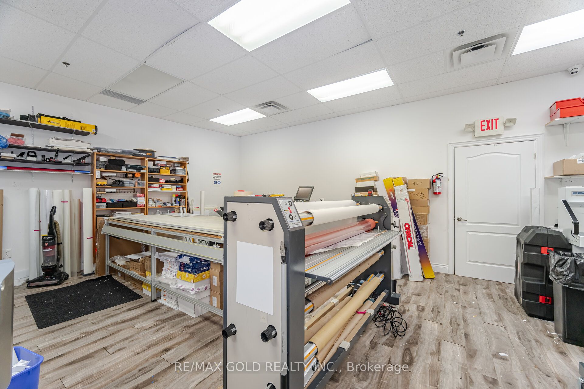 ##26 - 2074 Steeles Avenue Property Photo 35