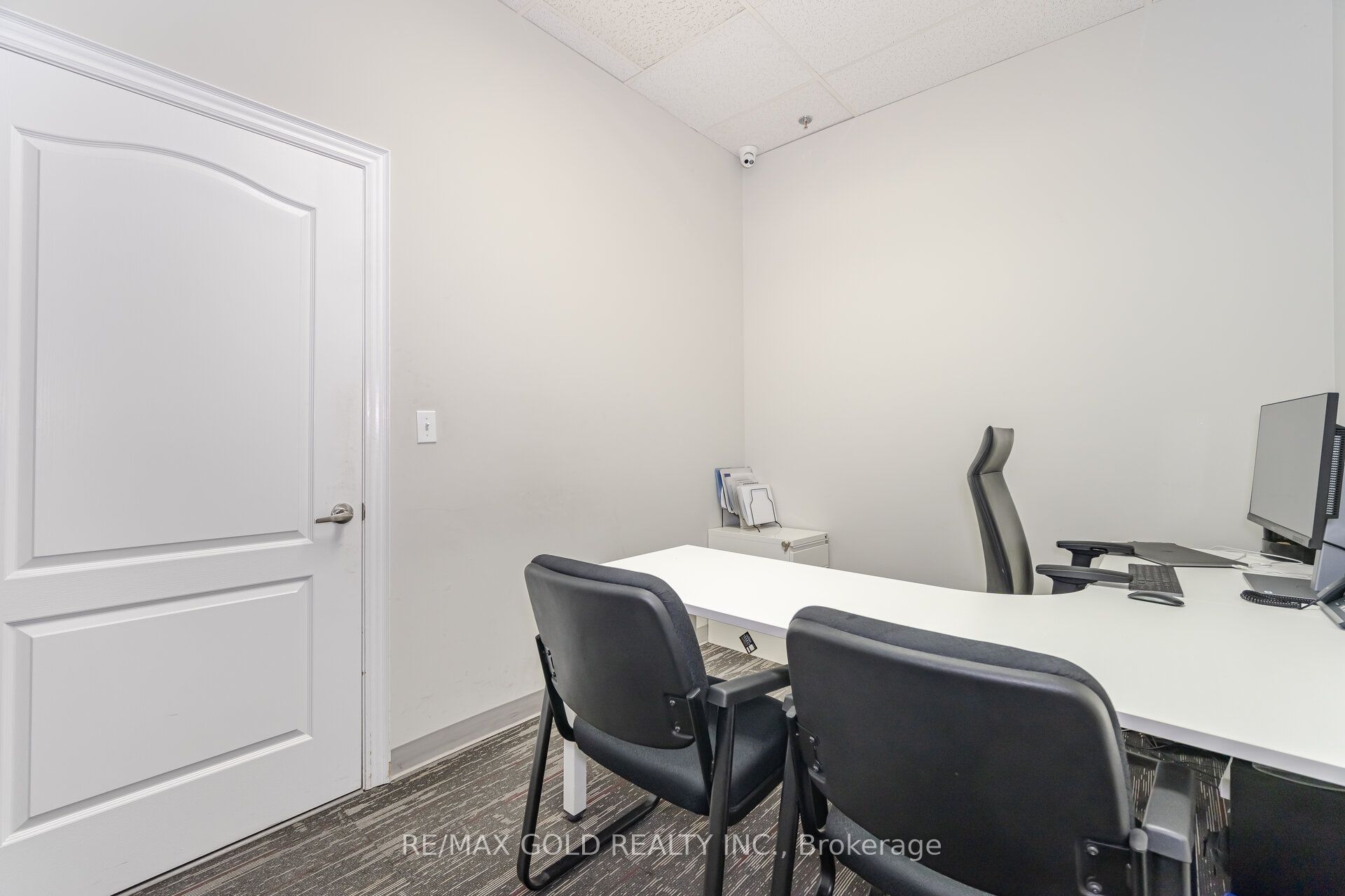 ##26 - 2074 Steeles Avenue Property Photo 37