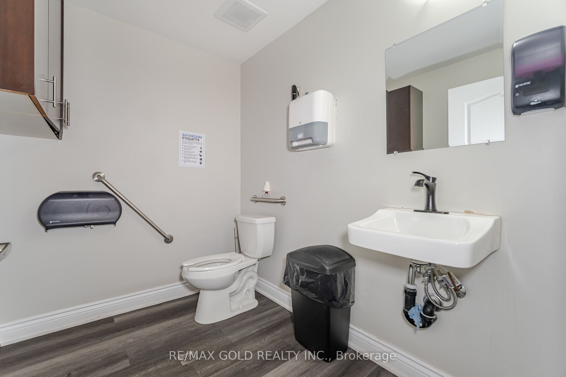 ##26 - 2074 Steeles Avenue Property Photo 39