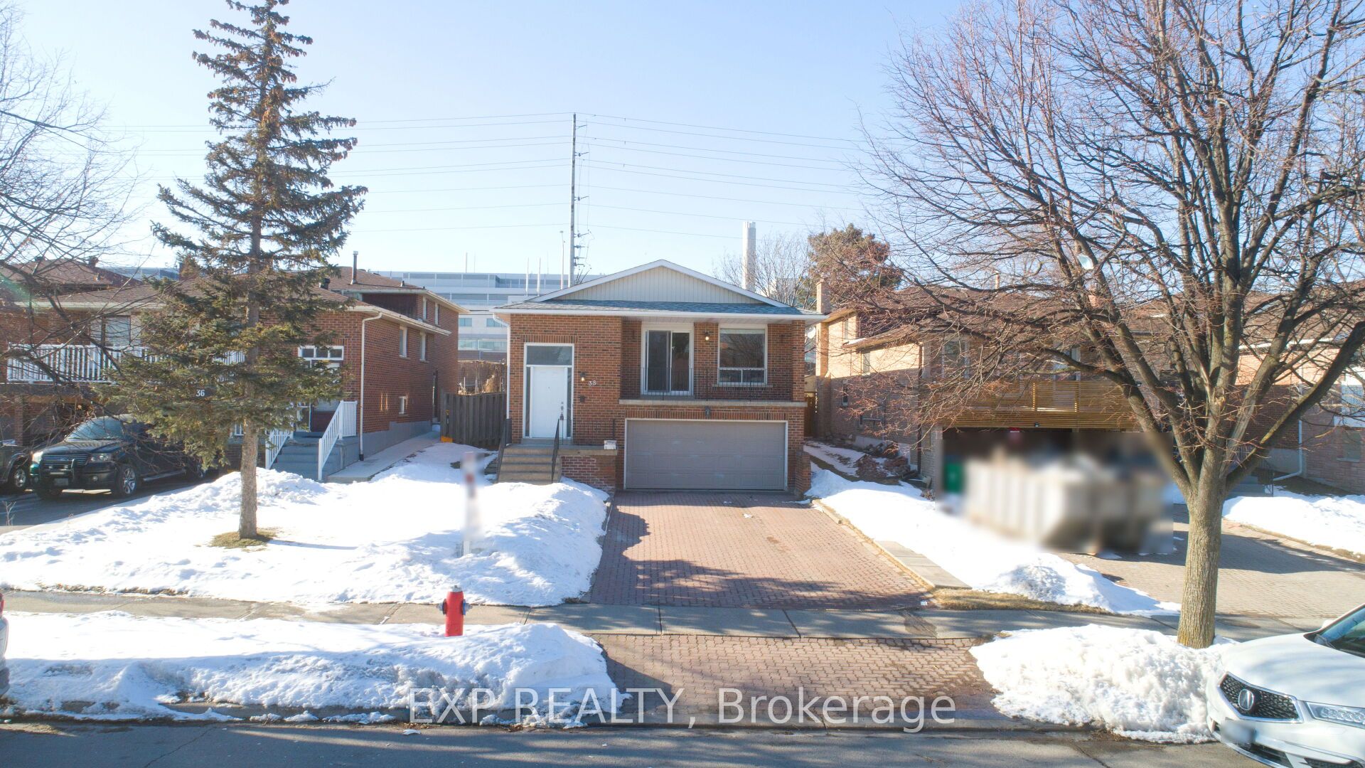 38 Panorama Crescent Property Photo 1
