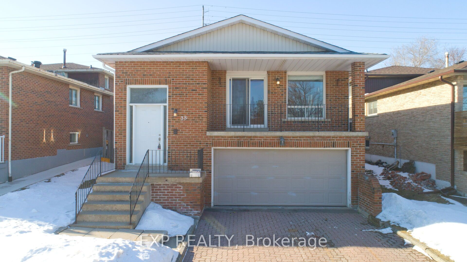 38 Panorama Crescent Property Photo 2