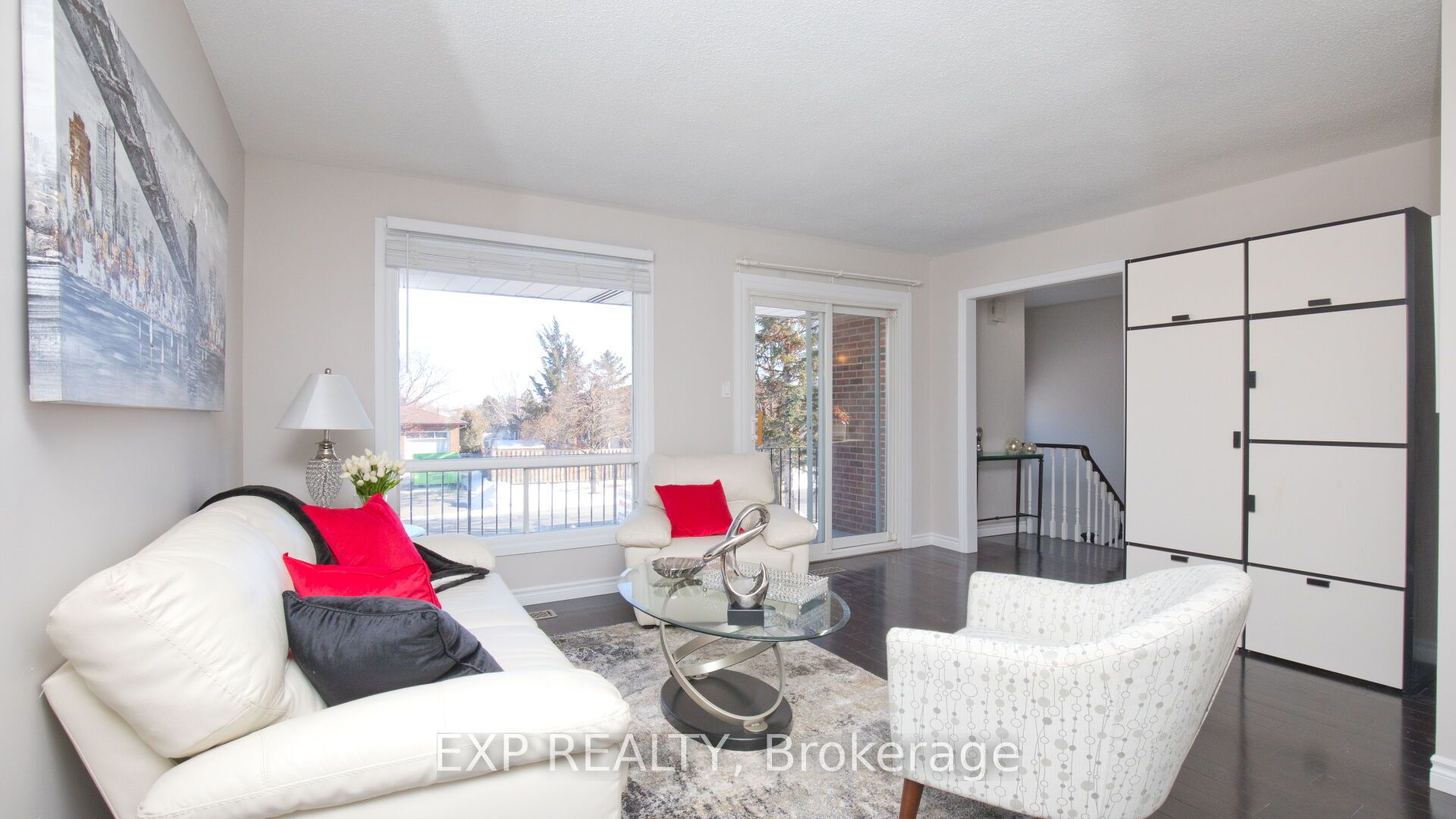 38 Panorama Crescent Property Photo 7