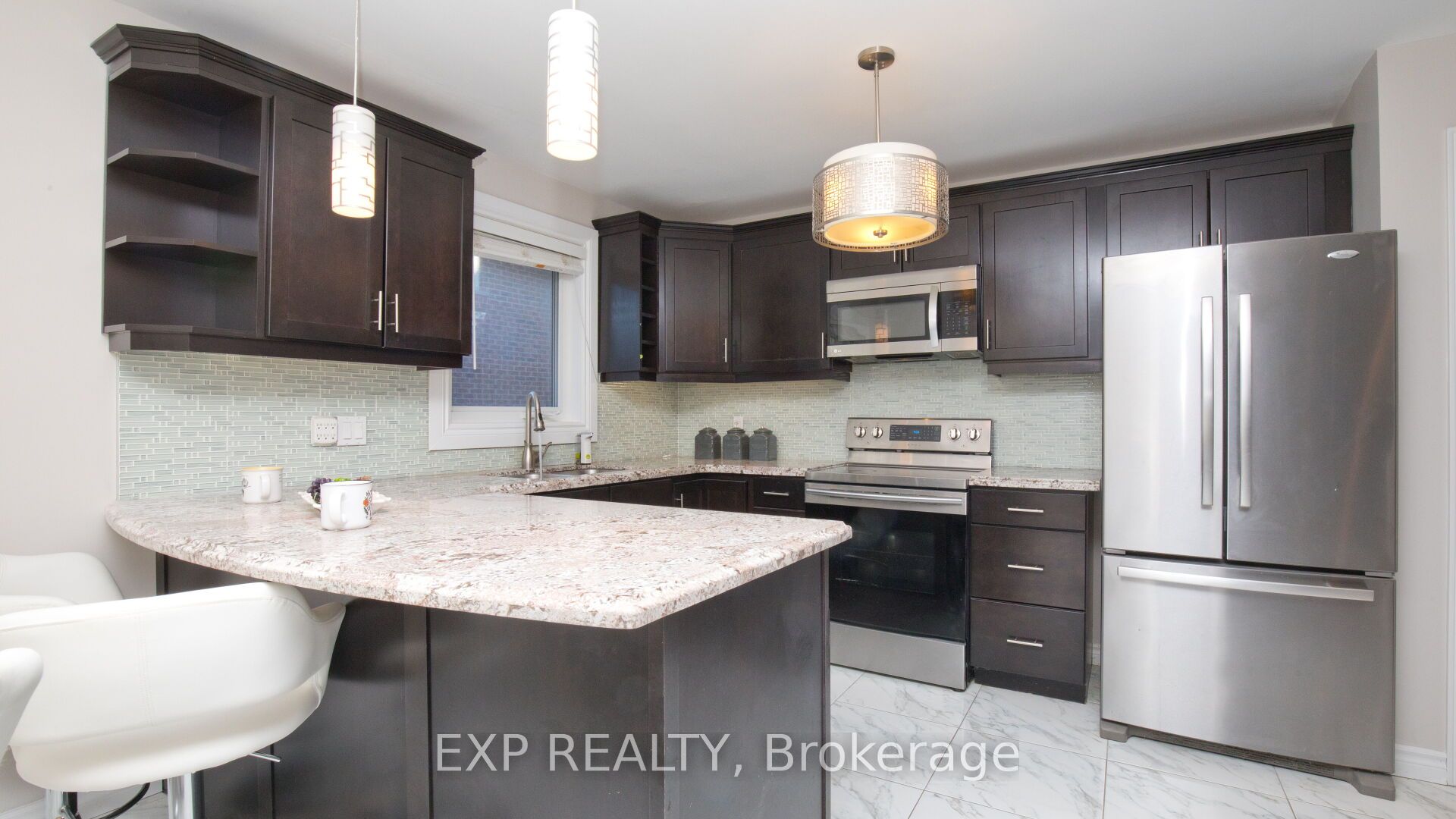 38 Panorama Crescent Property Photo 12