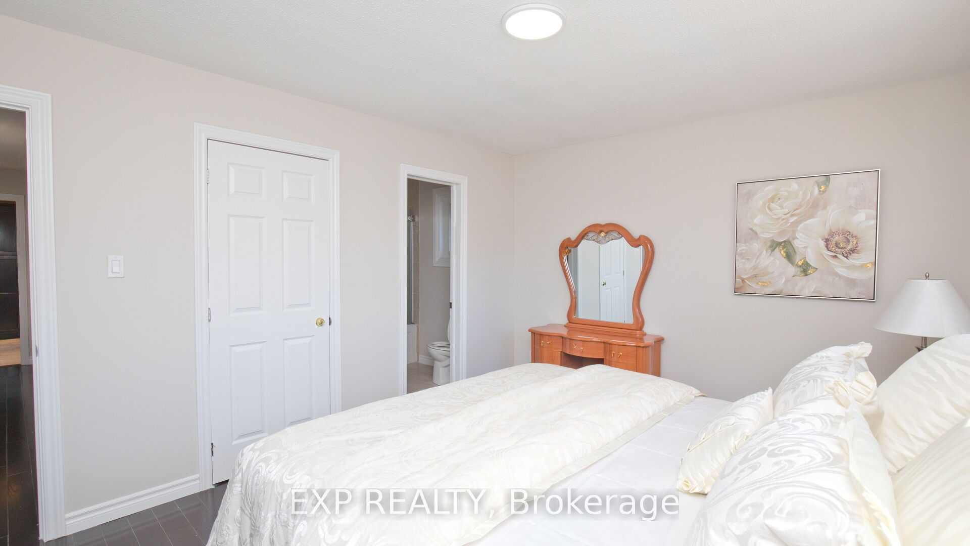 38 Panorama Crescent Property Photo 19
