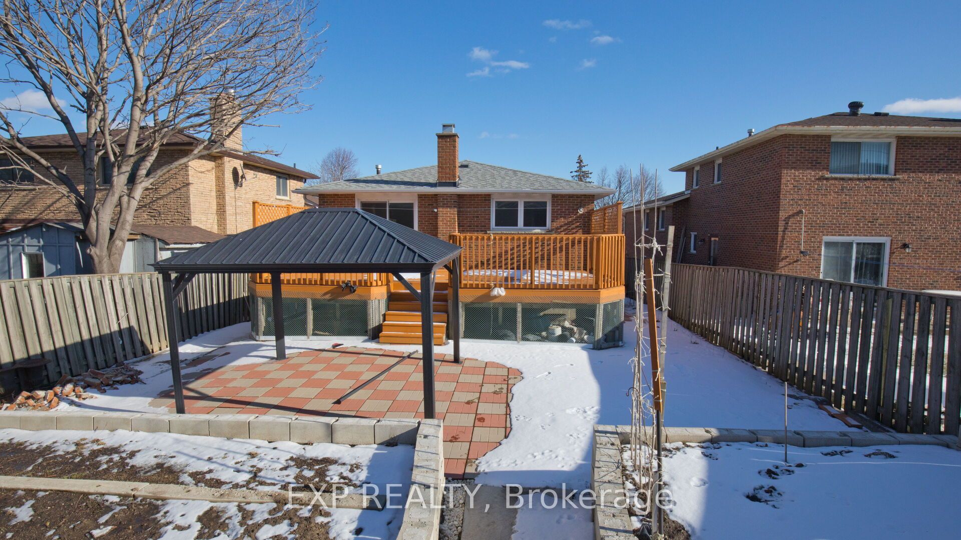38 Panorama Crescent Property Photo 35