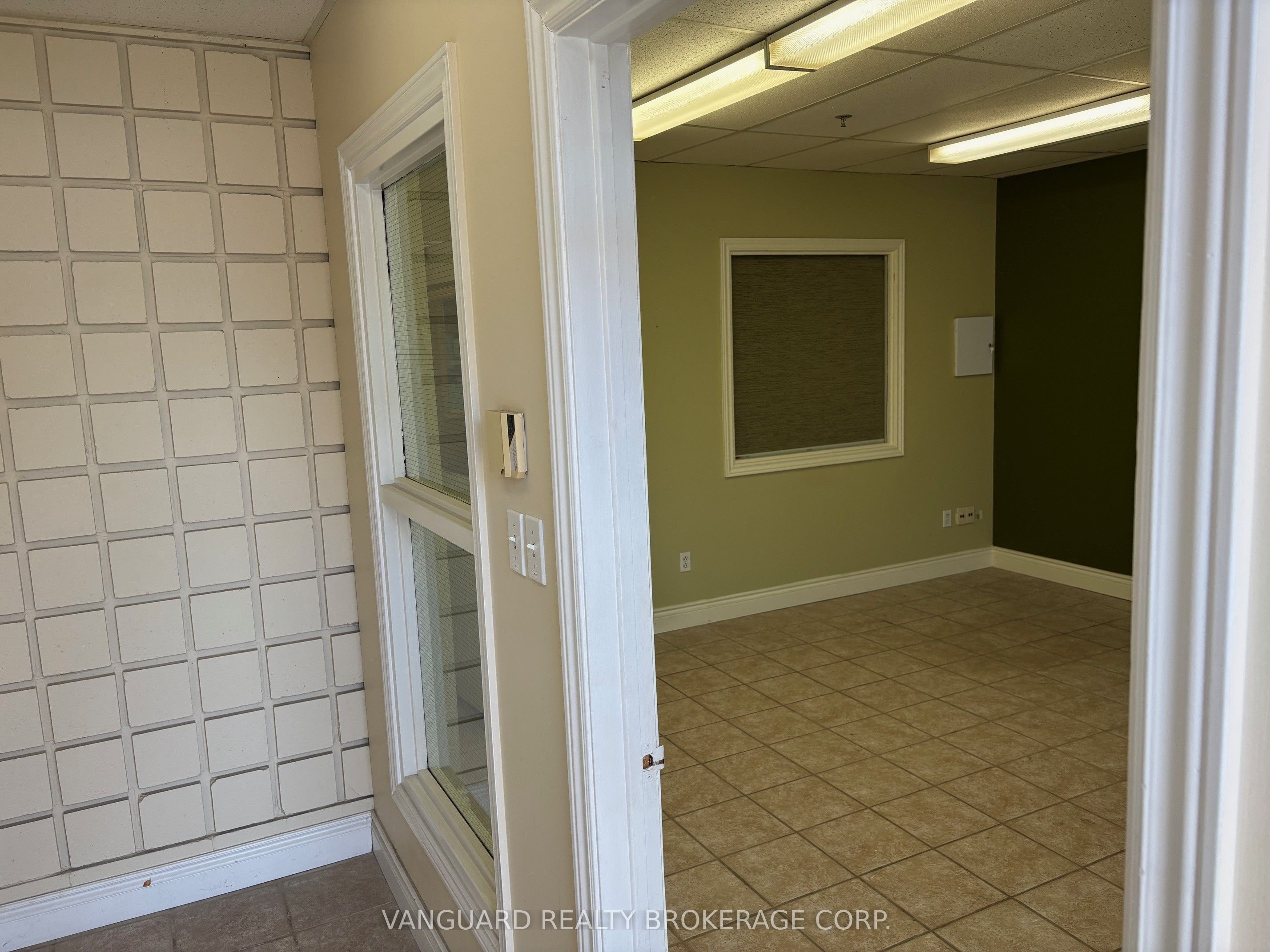 #9 - 50 Van Kirk Drive Property Photo 14