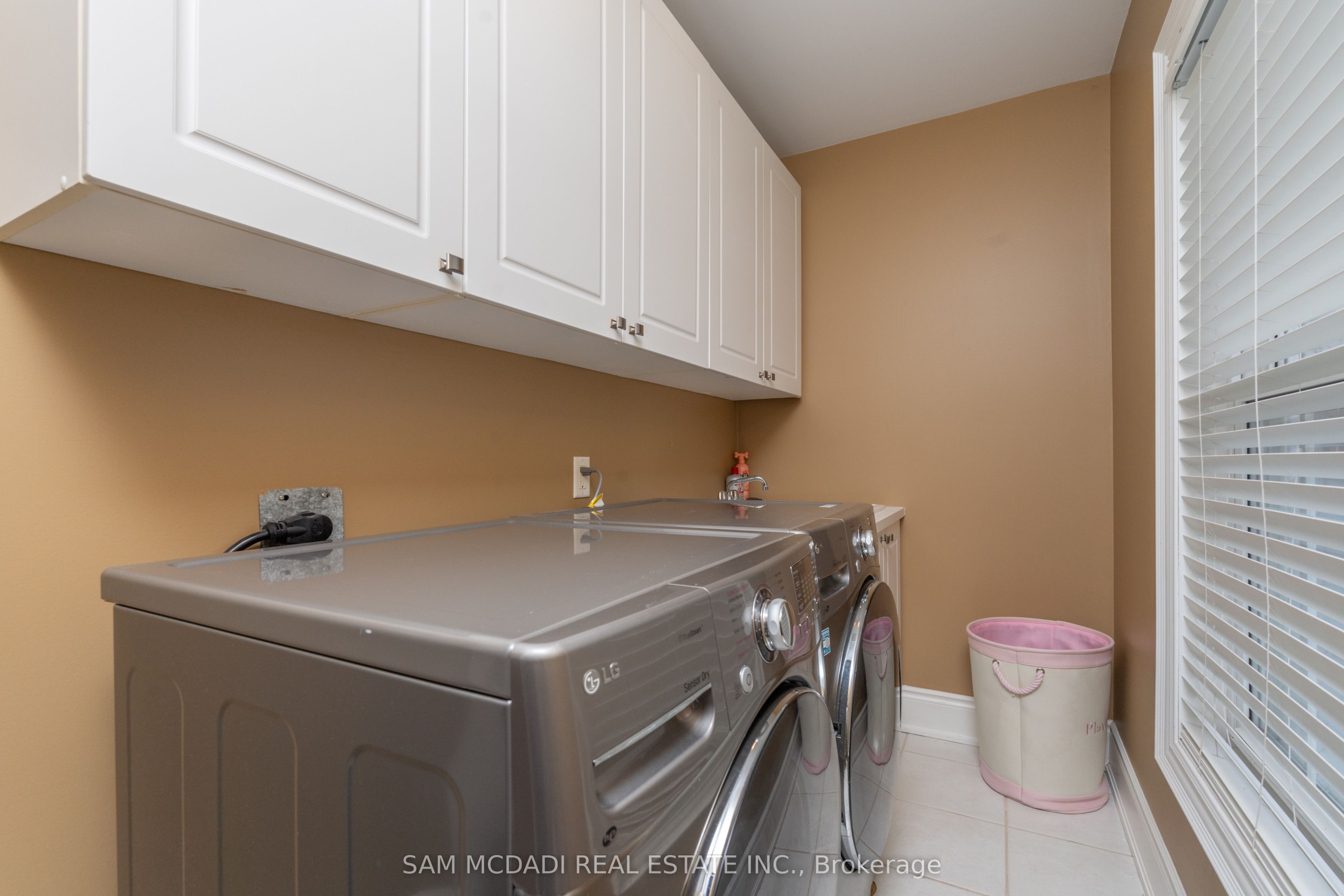 3248 Barchester Court Property Photo 26