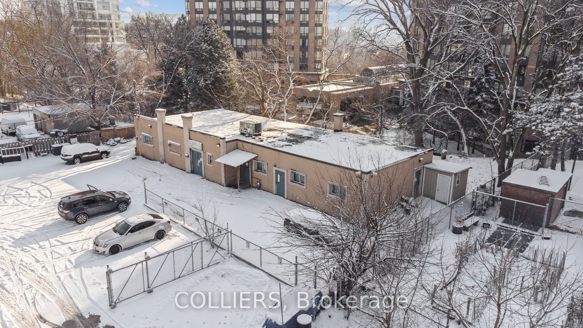 1822 Weston Road Property Photo 2