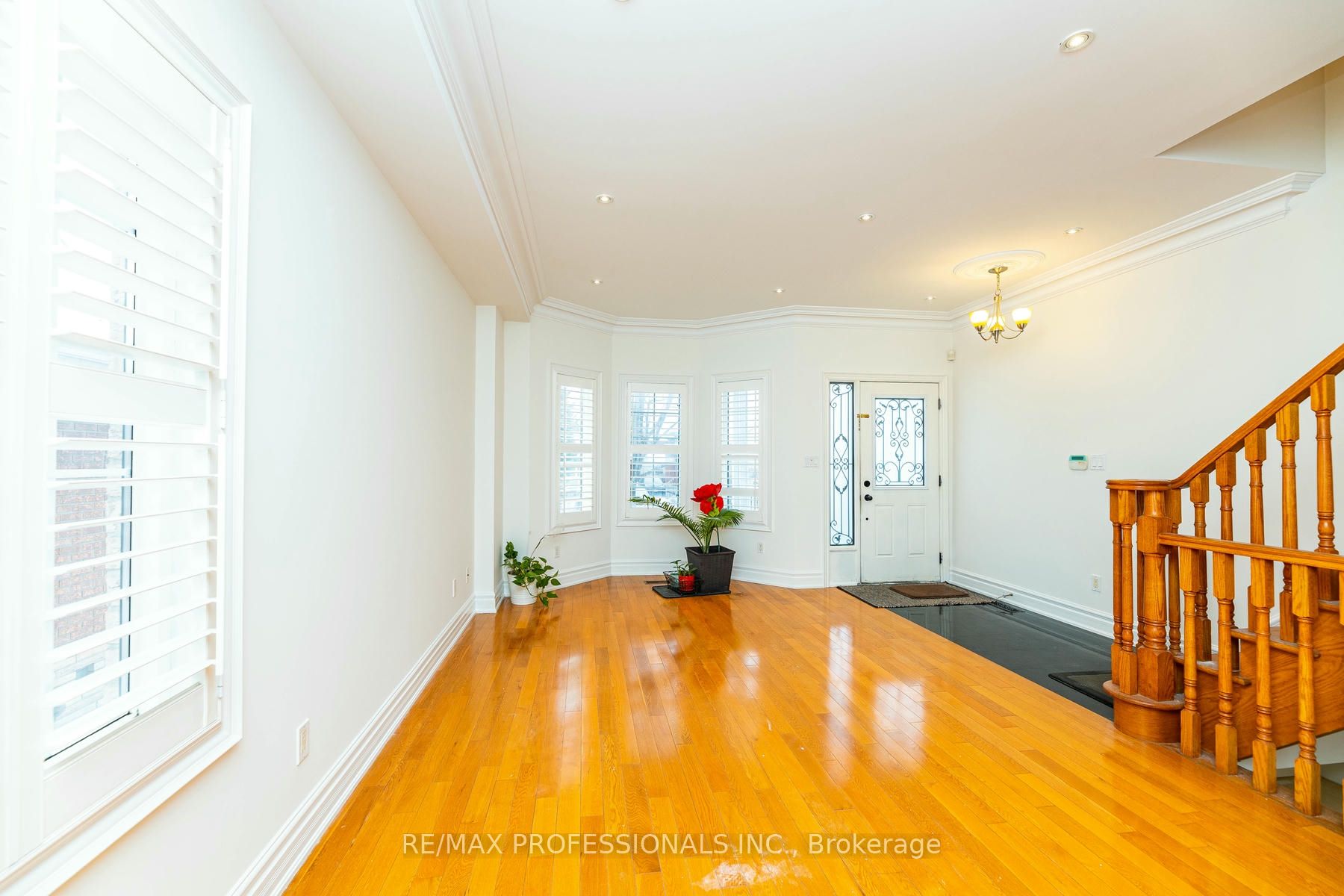 #main - 98 Ypres Road Property Photo 15