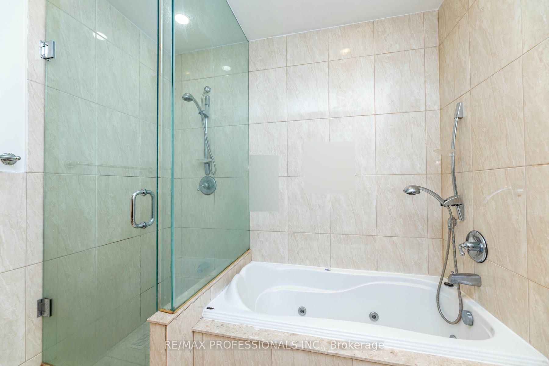 #main - 98 Ypres Road Property Photo 33