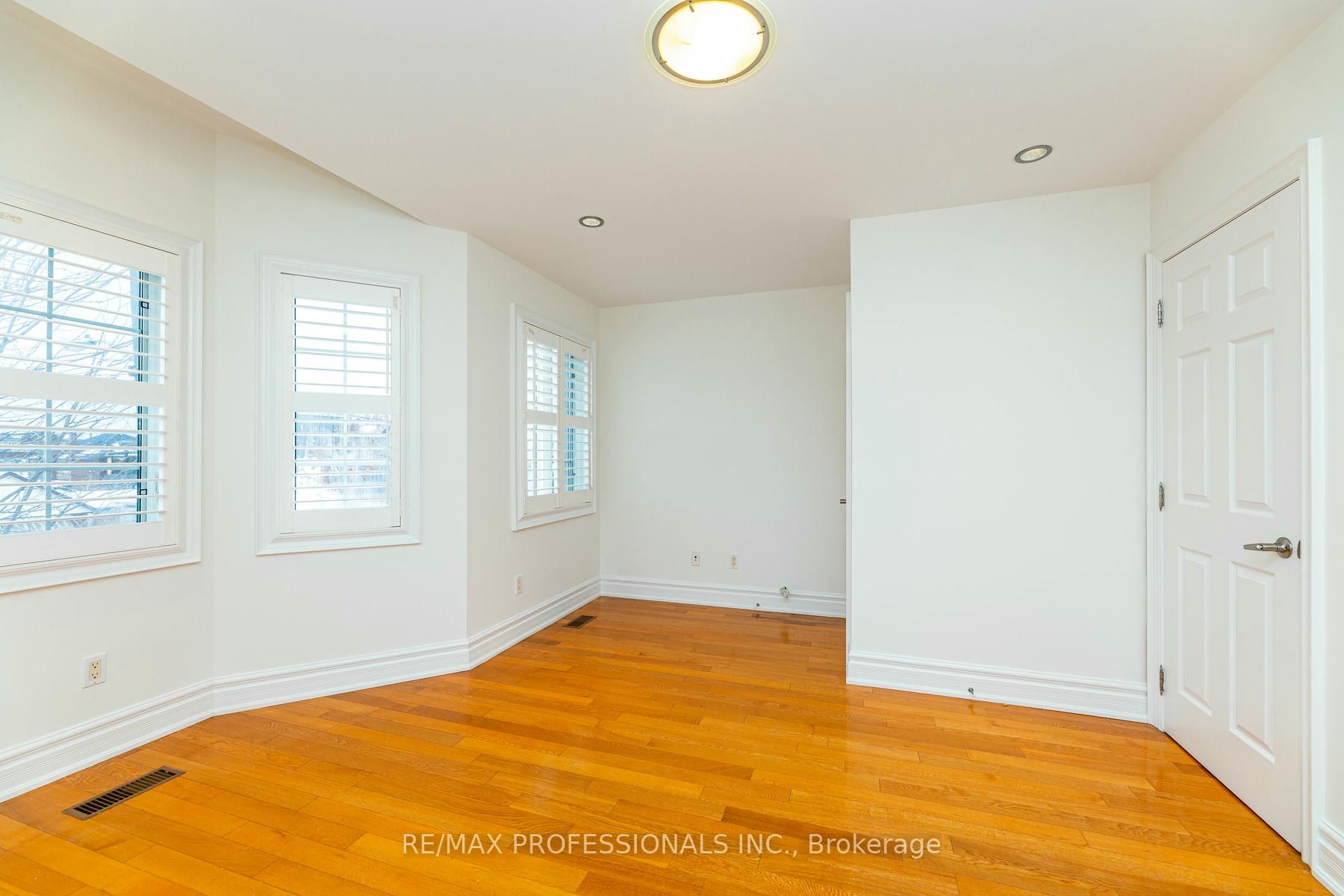 #main - 98 Ypres Road Property Photo 40