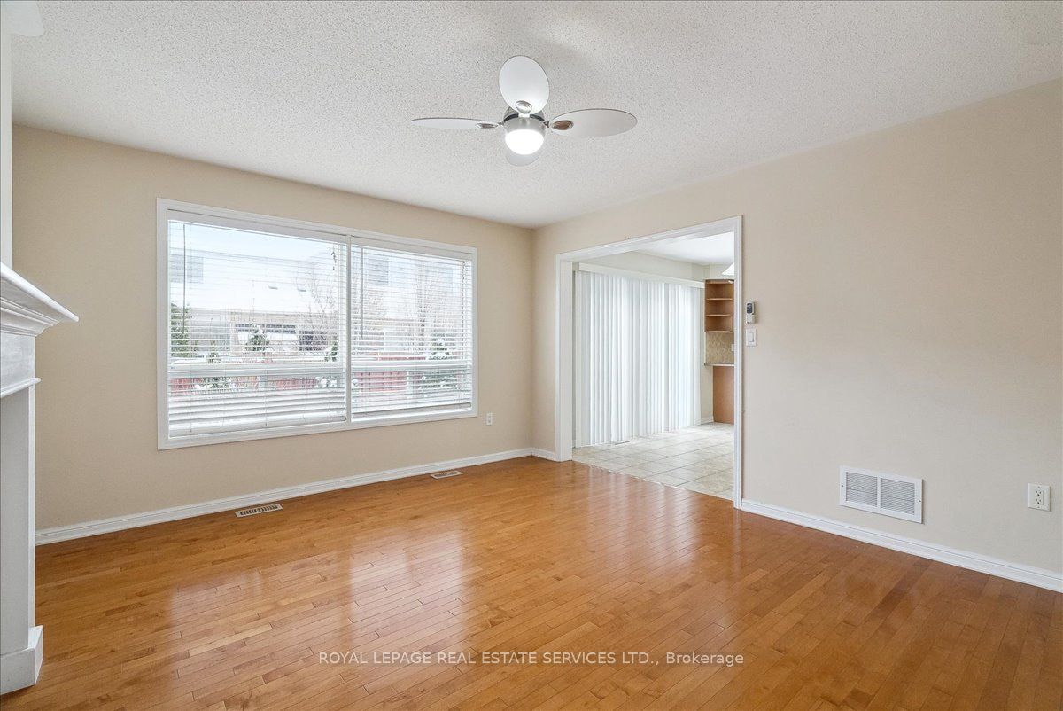 820 Speck Crossing Property Photo 15